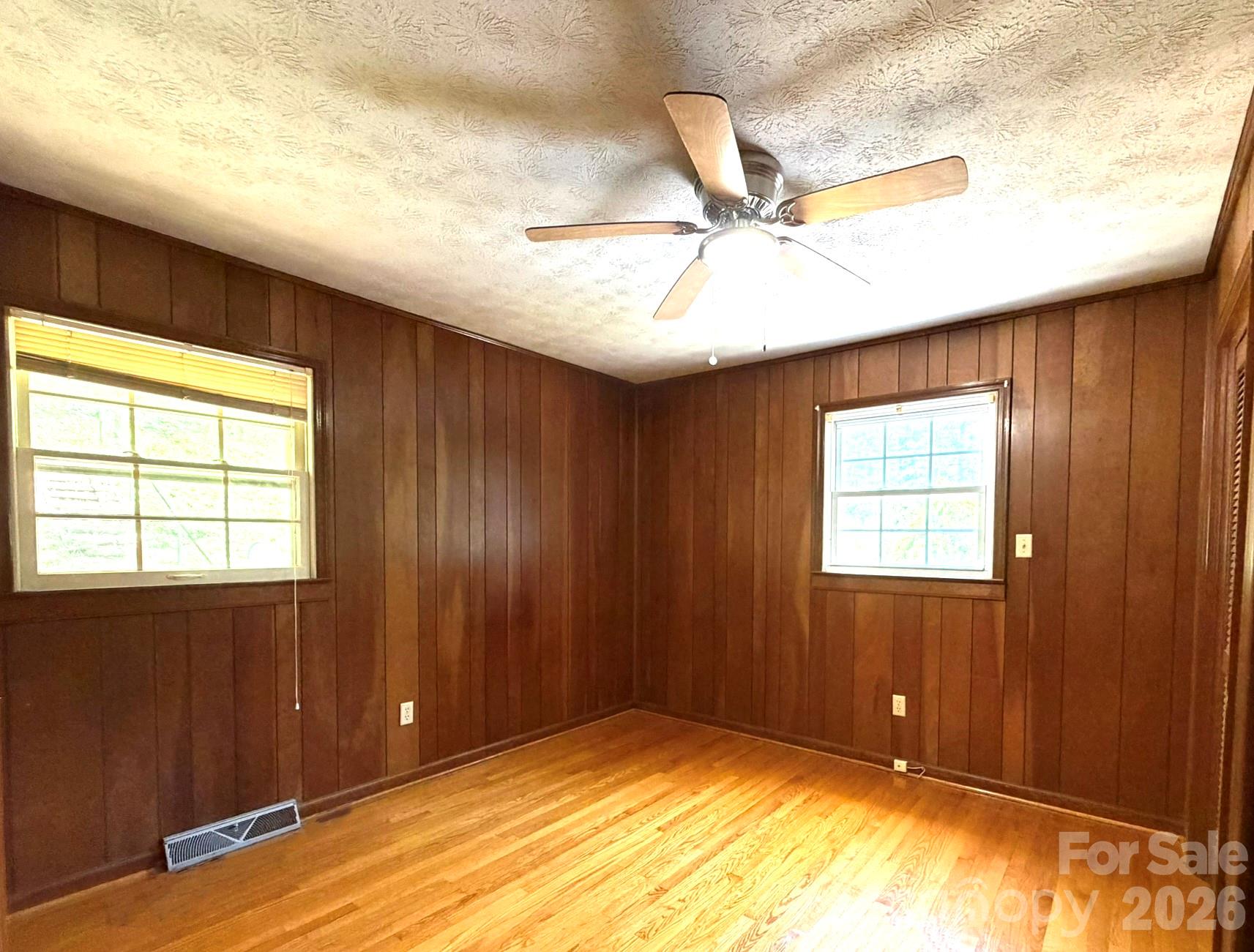 142 Avondale Road Property Photo 10