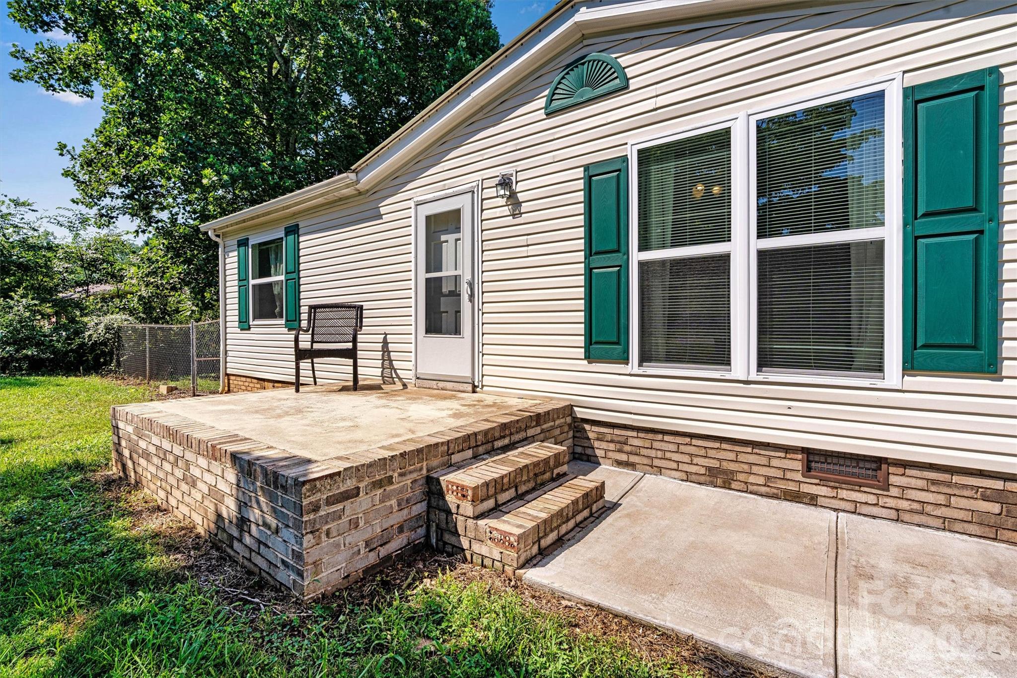 5135 36th Street Drive Property Photo 13
