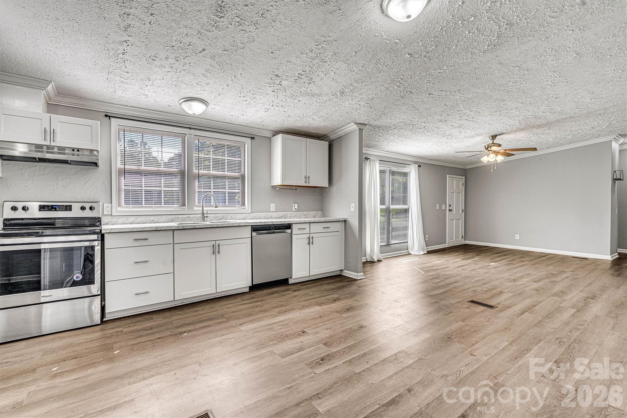 5135 36th Street Drive Property Photo 17