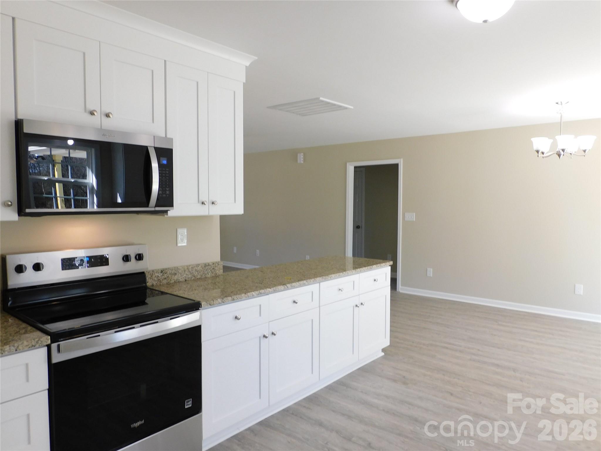 220 Mcclain Street Property Photo 6