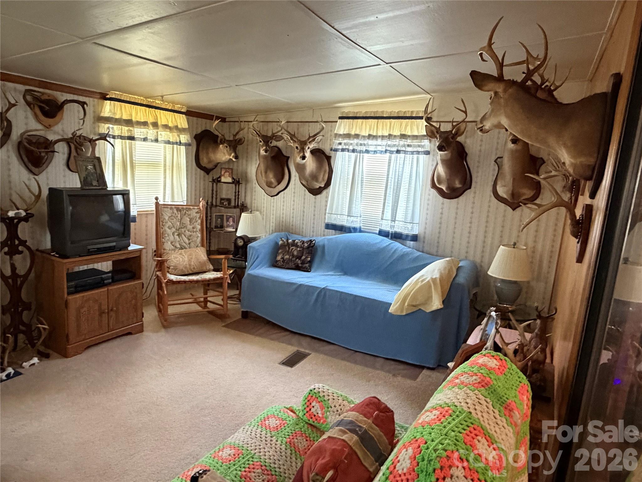 5720 Skyway Drive Property Photo 10