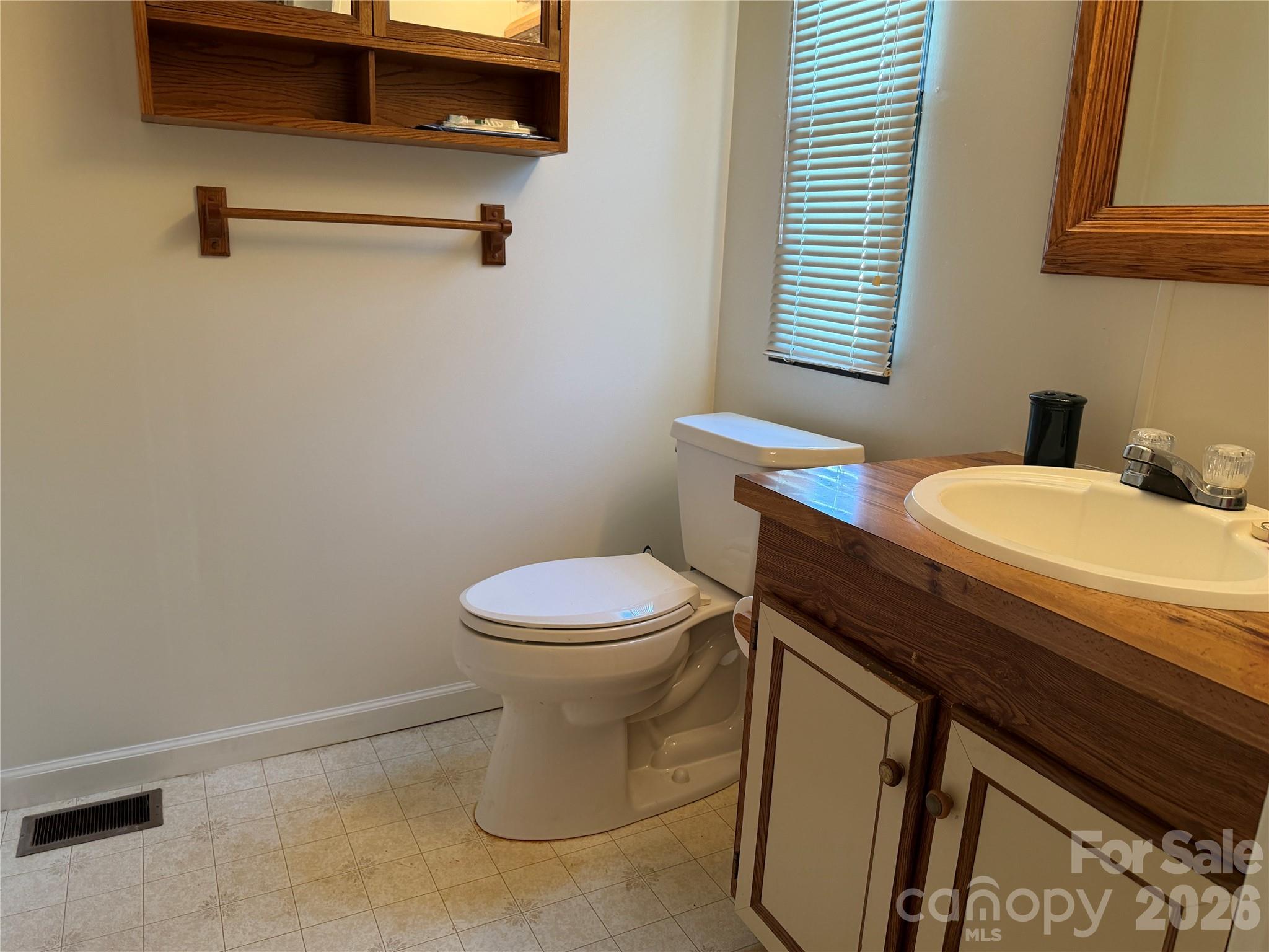 5720 Skyway Drive Property Photo 15