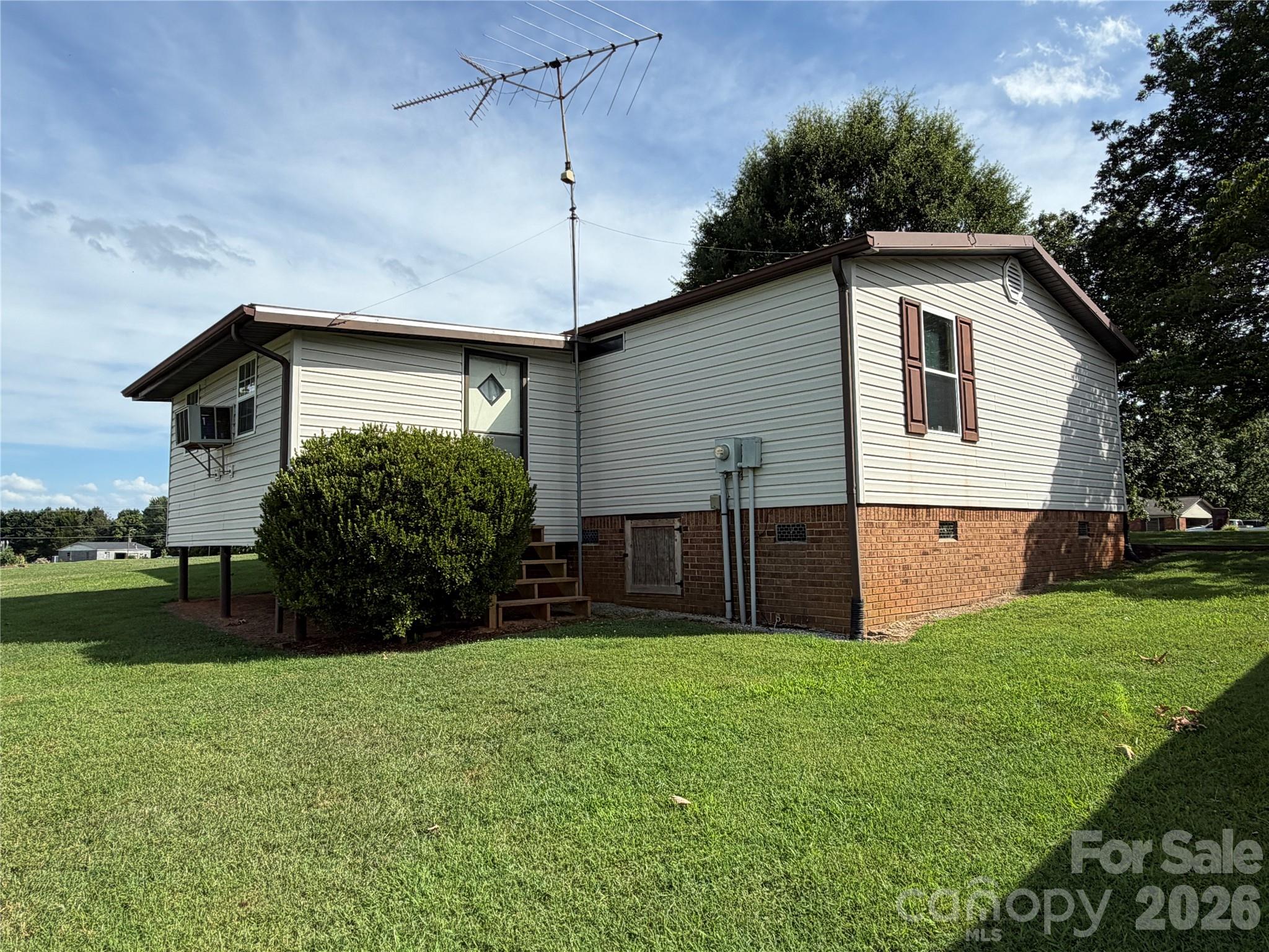 5720 Skyway Drive Property Photo 22