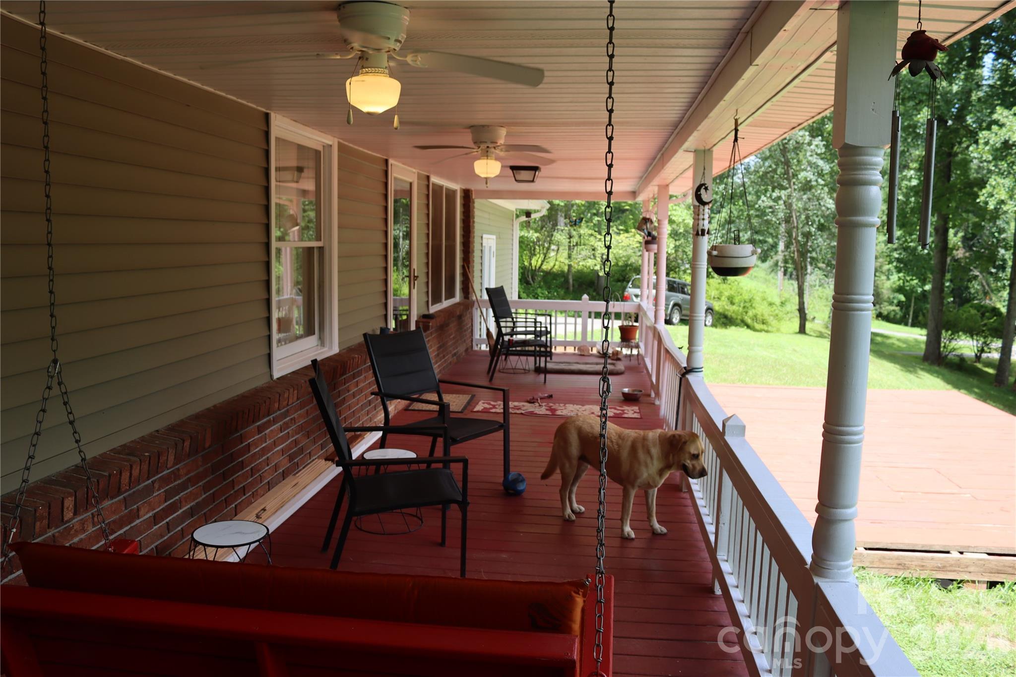 9 Wooded Valley Lane Property Photo 7