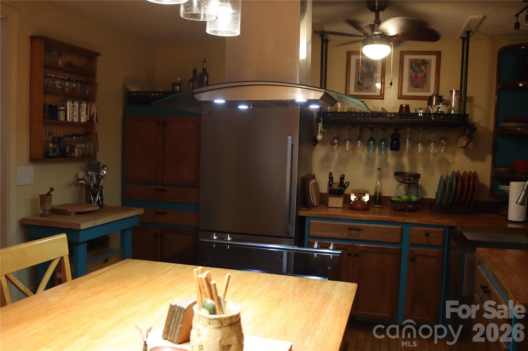 9 Wooded Valley Lane Property Photo 17