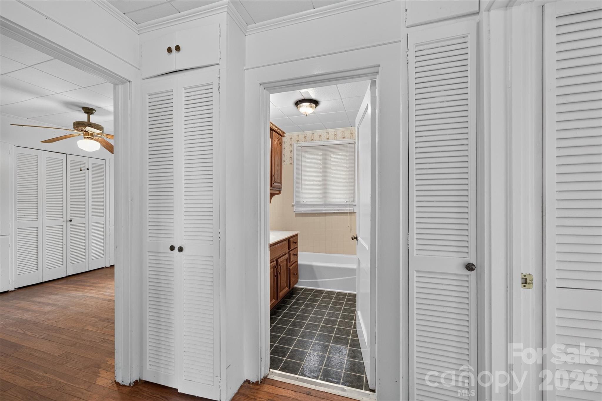 311 33rd Street Drive Property Photo 26