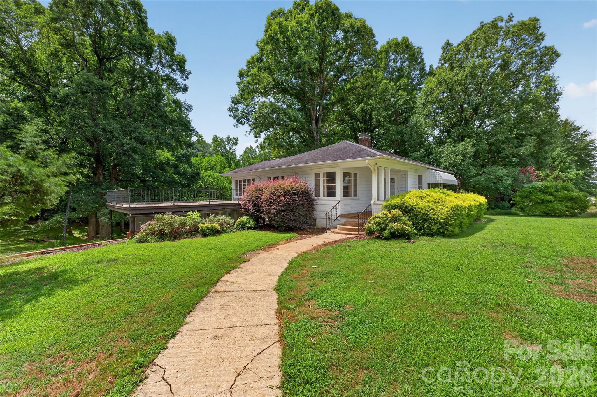 311 33rd Street Drive Property Photo 44