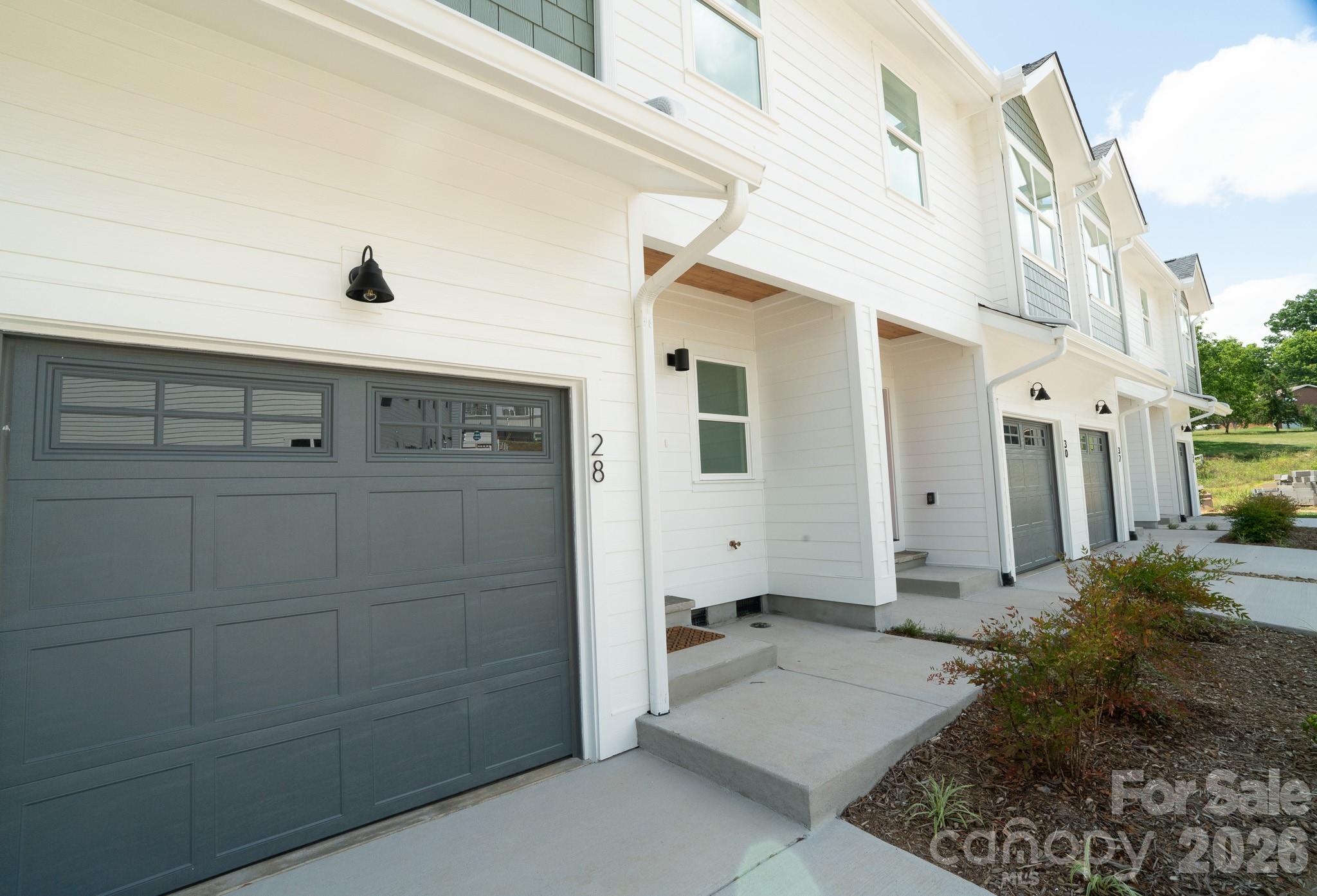28 Brice Street 14 Property Photo 3