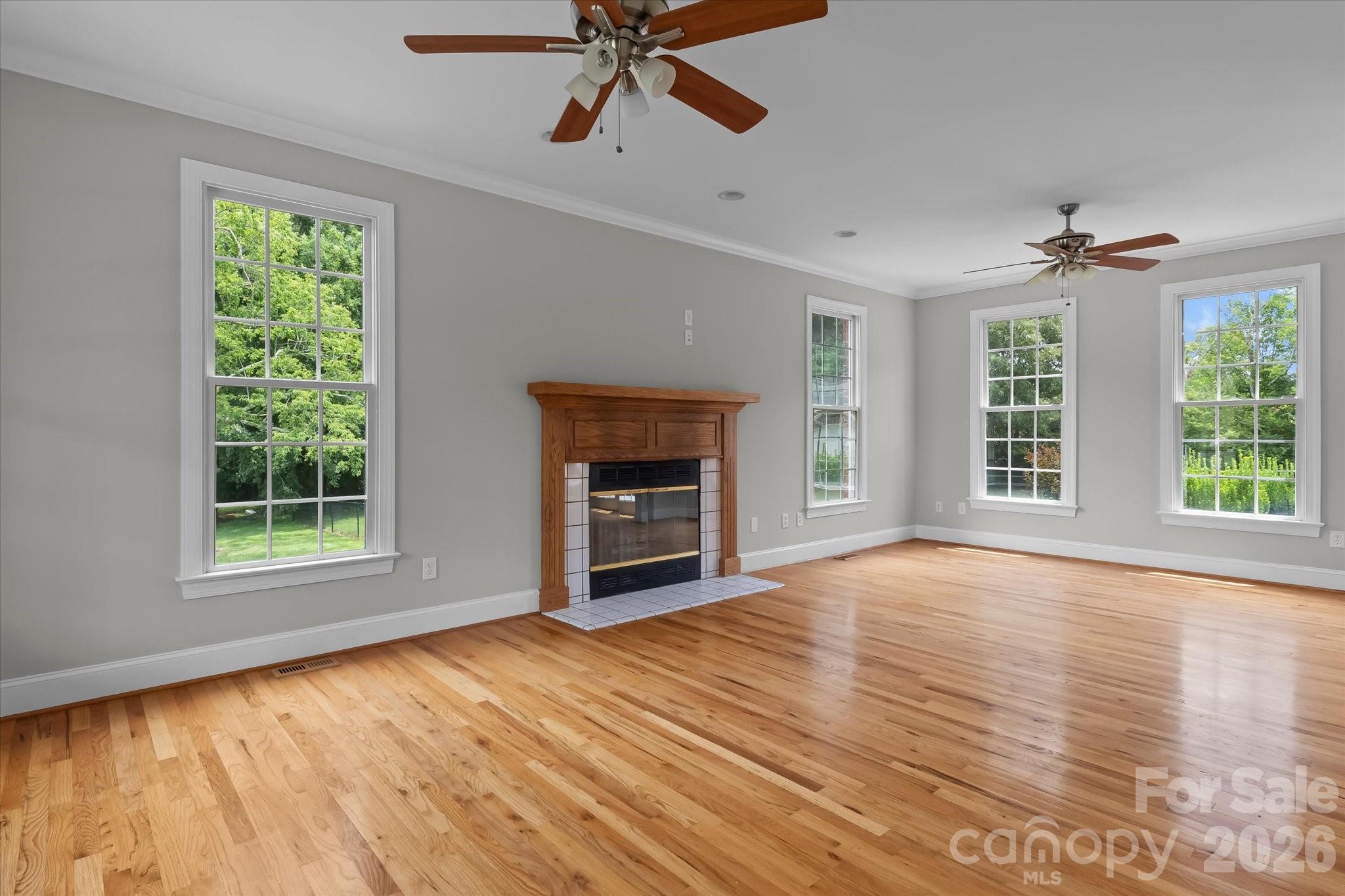 136 Summerchase Lane Property Photo 4