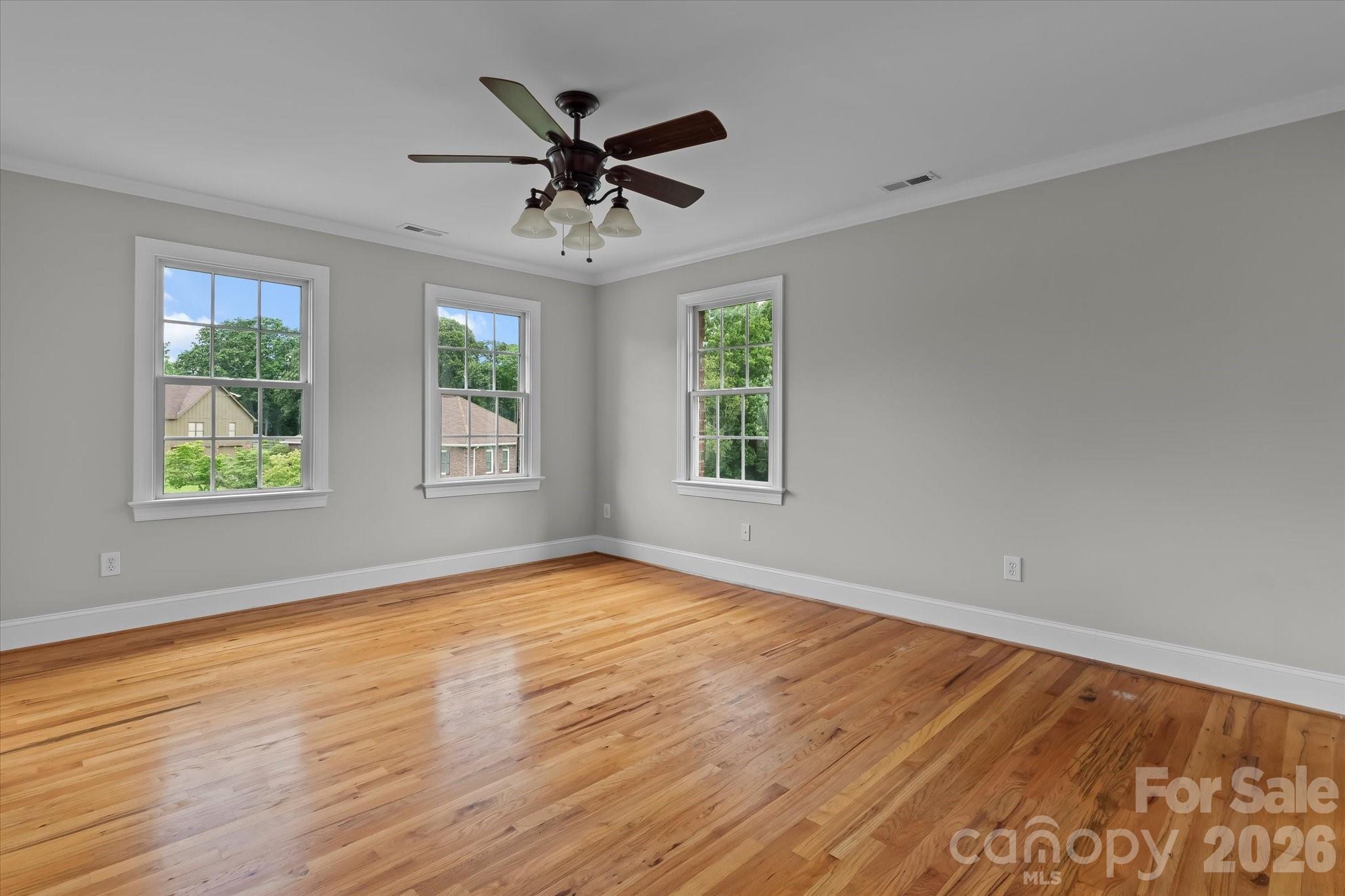 136 Summerchase Lane Property Photo 15