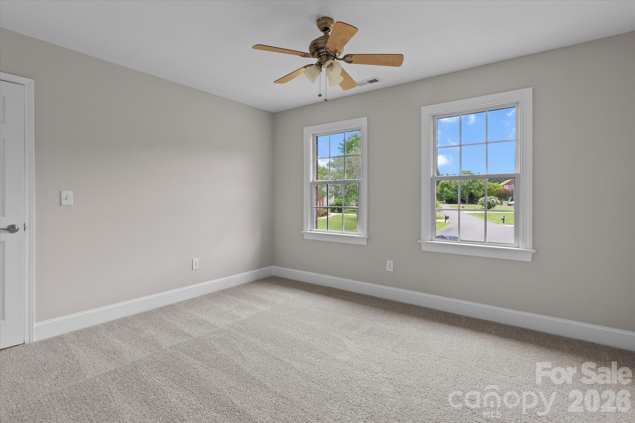 136 Summerchase Lane Property Photo 21