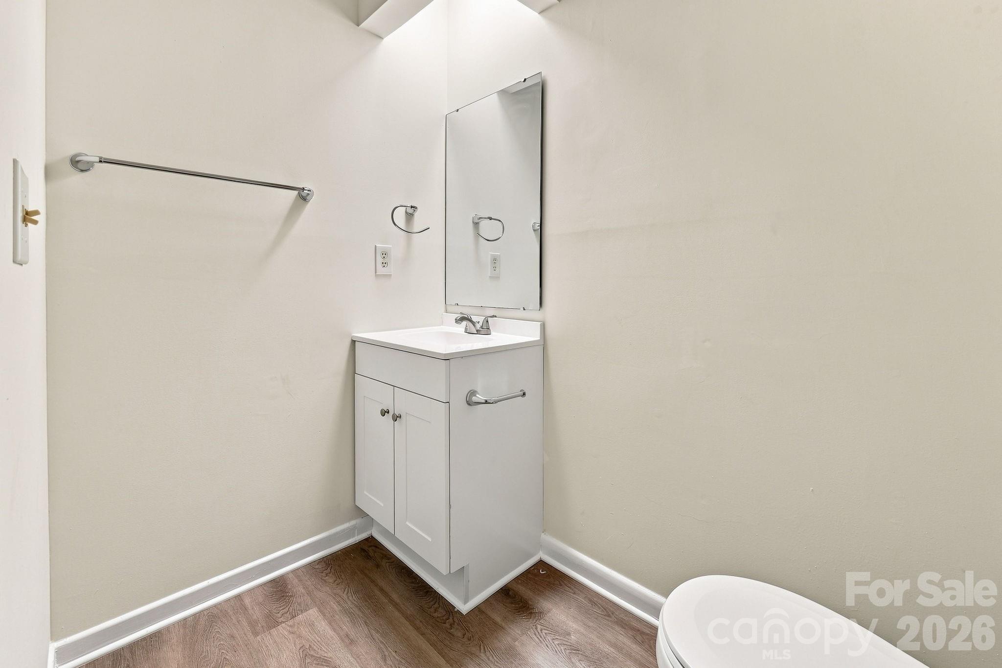 5 Country Gardens Drive Property Photo 16