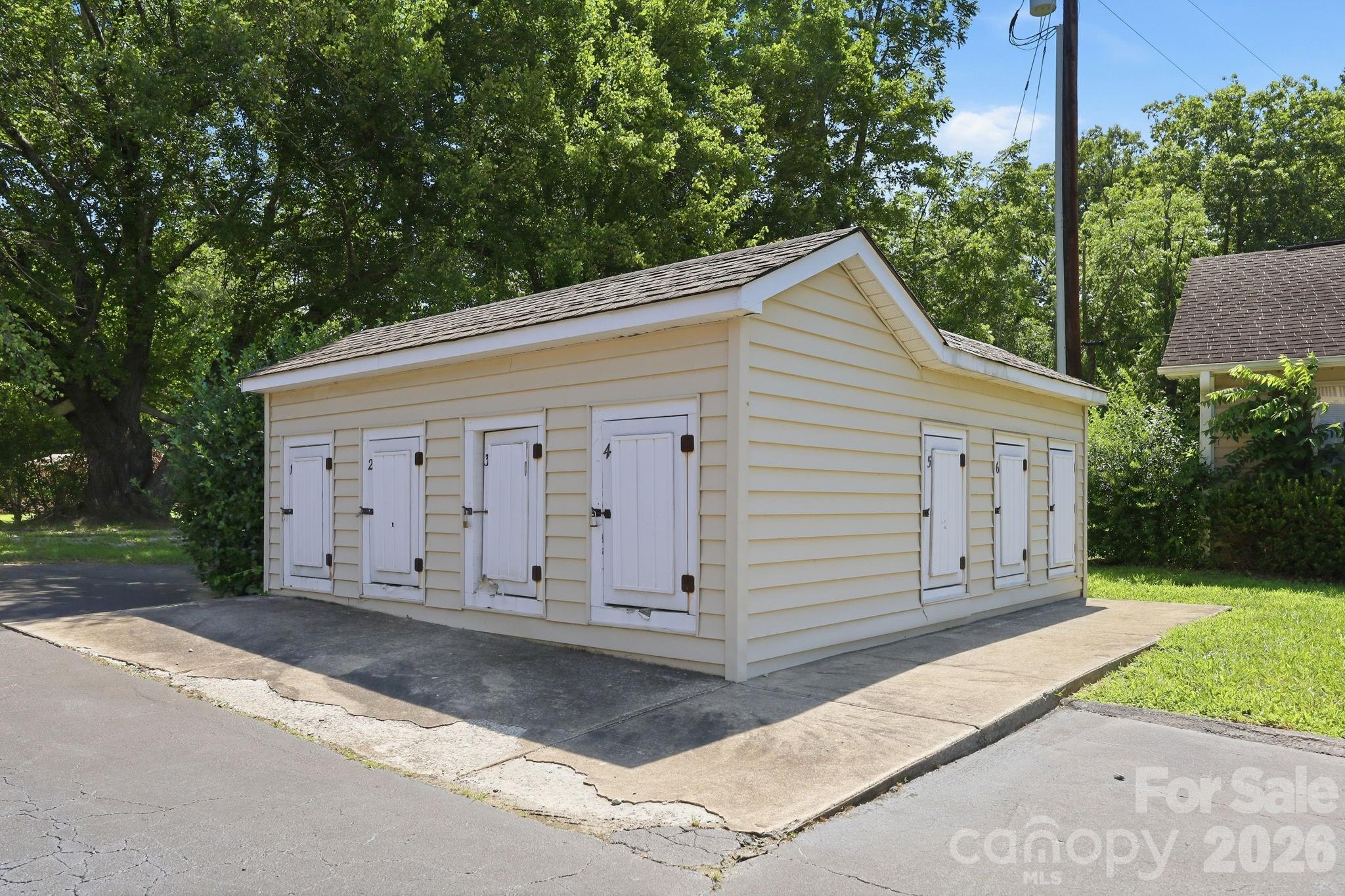 5 Country Gardens Drive Property Photo 18