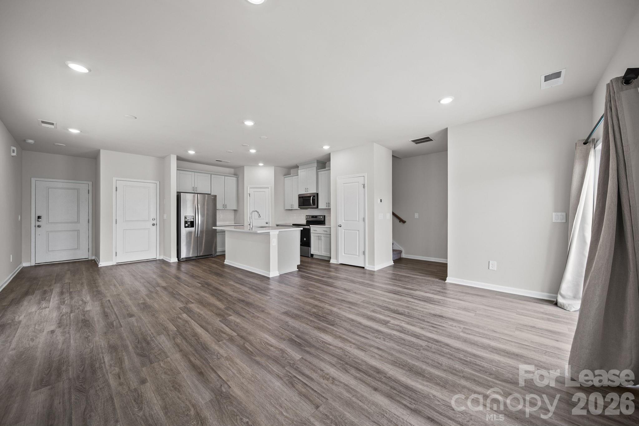 4080 County Down Avenue Property Photo 8
