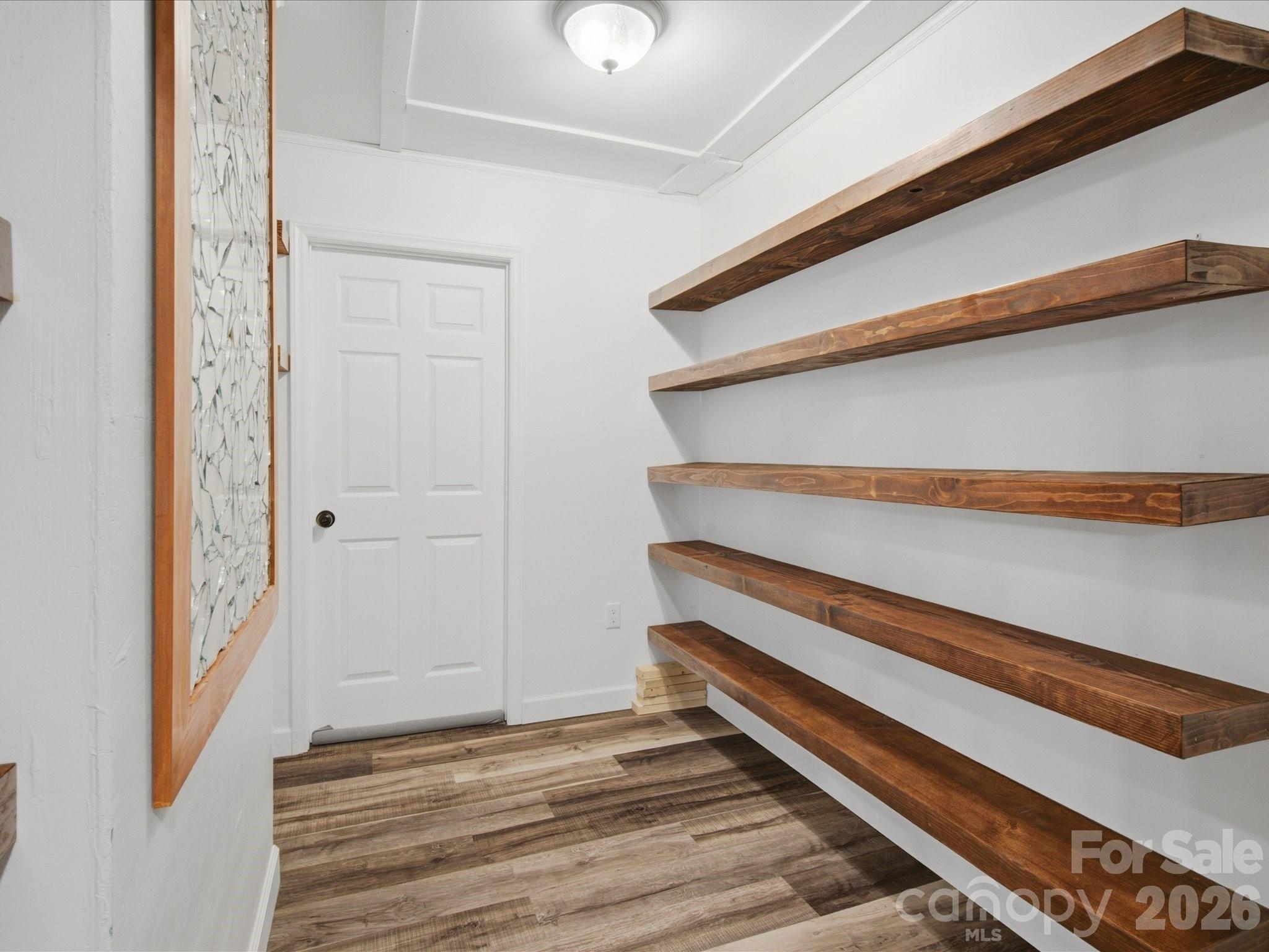 127 W Bank Drive Property Photo 21
