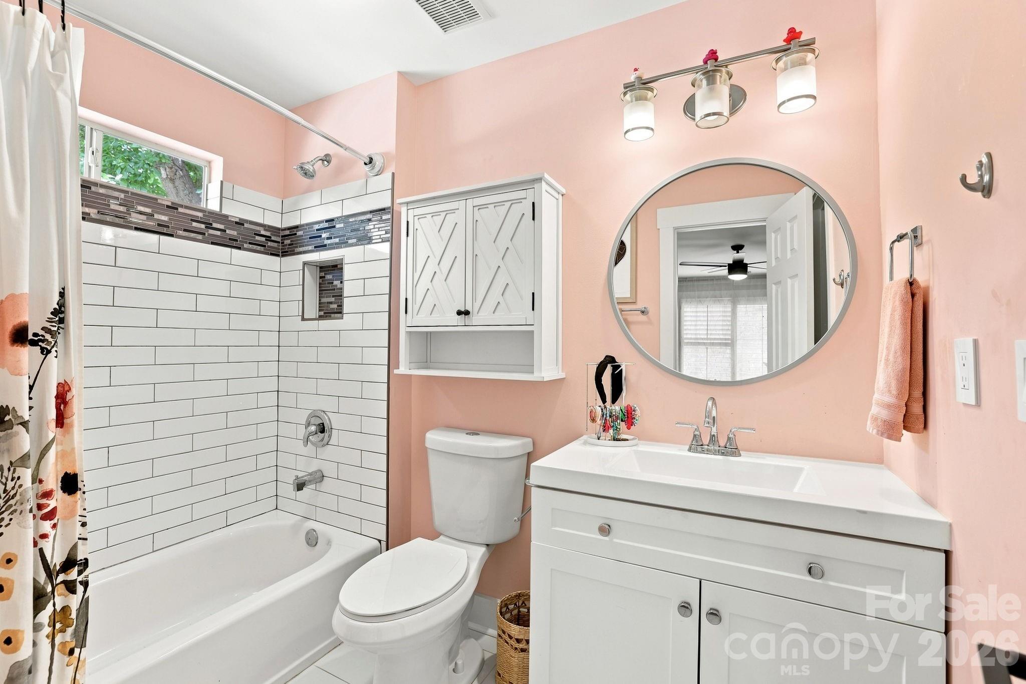17021 Laurelmont Court Property Photo 33
