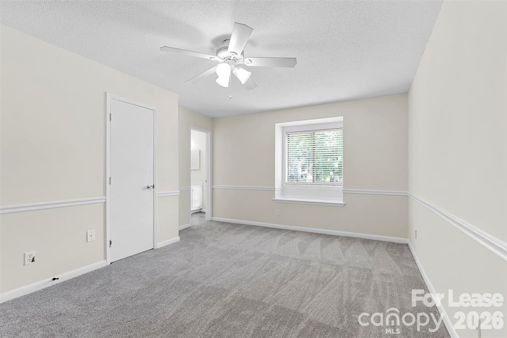 3156 Heathstead Place C Property Photo 9