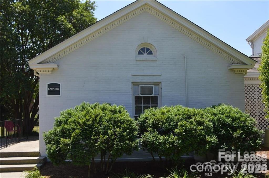 3156 Heathstead Place C Property Photo 19