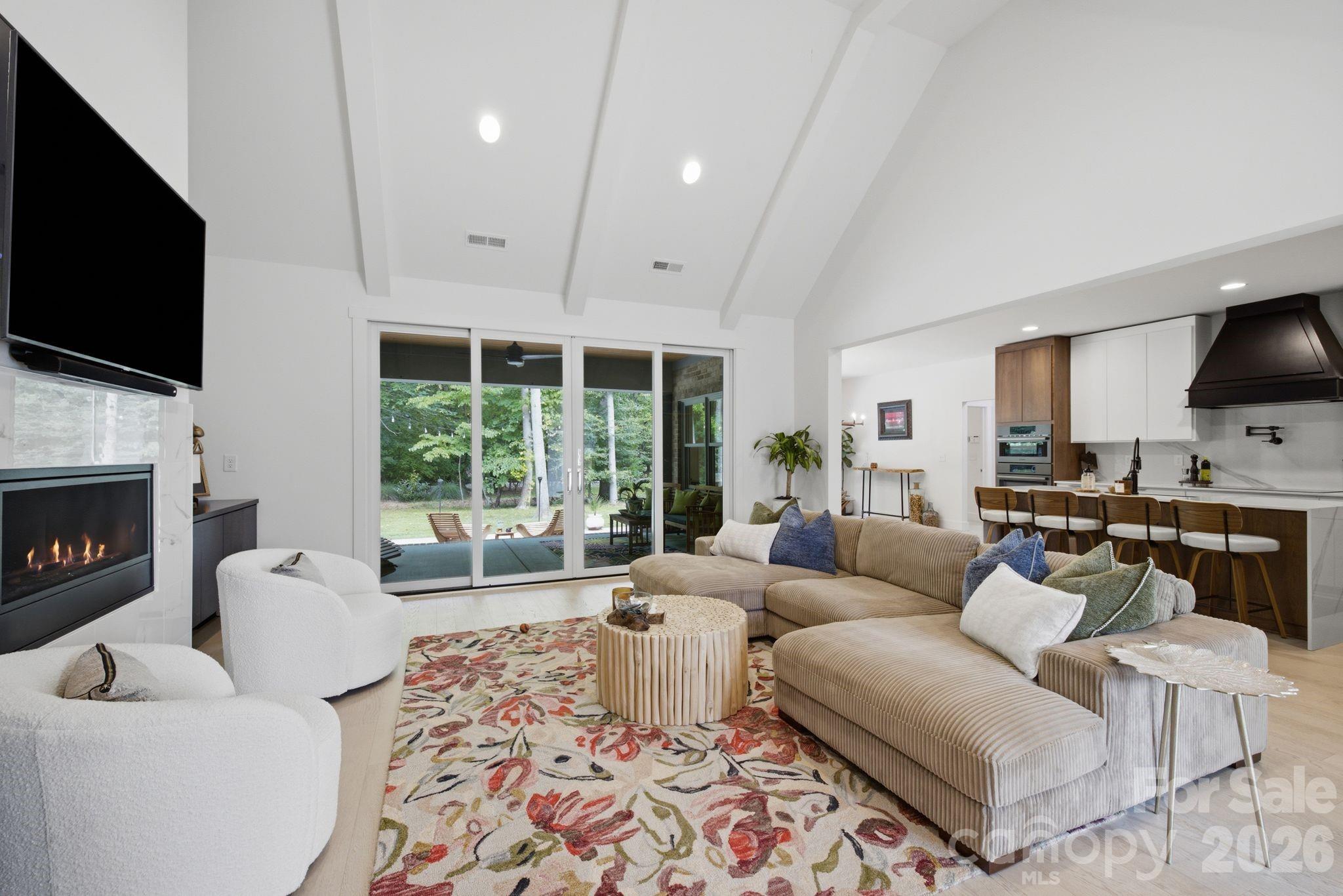 200 Barra Drive Property Photo 12