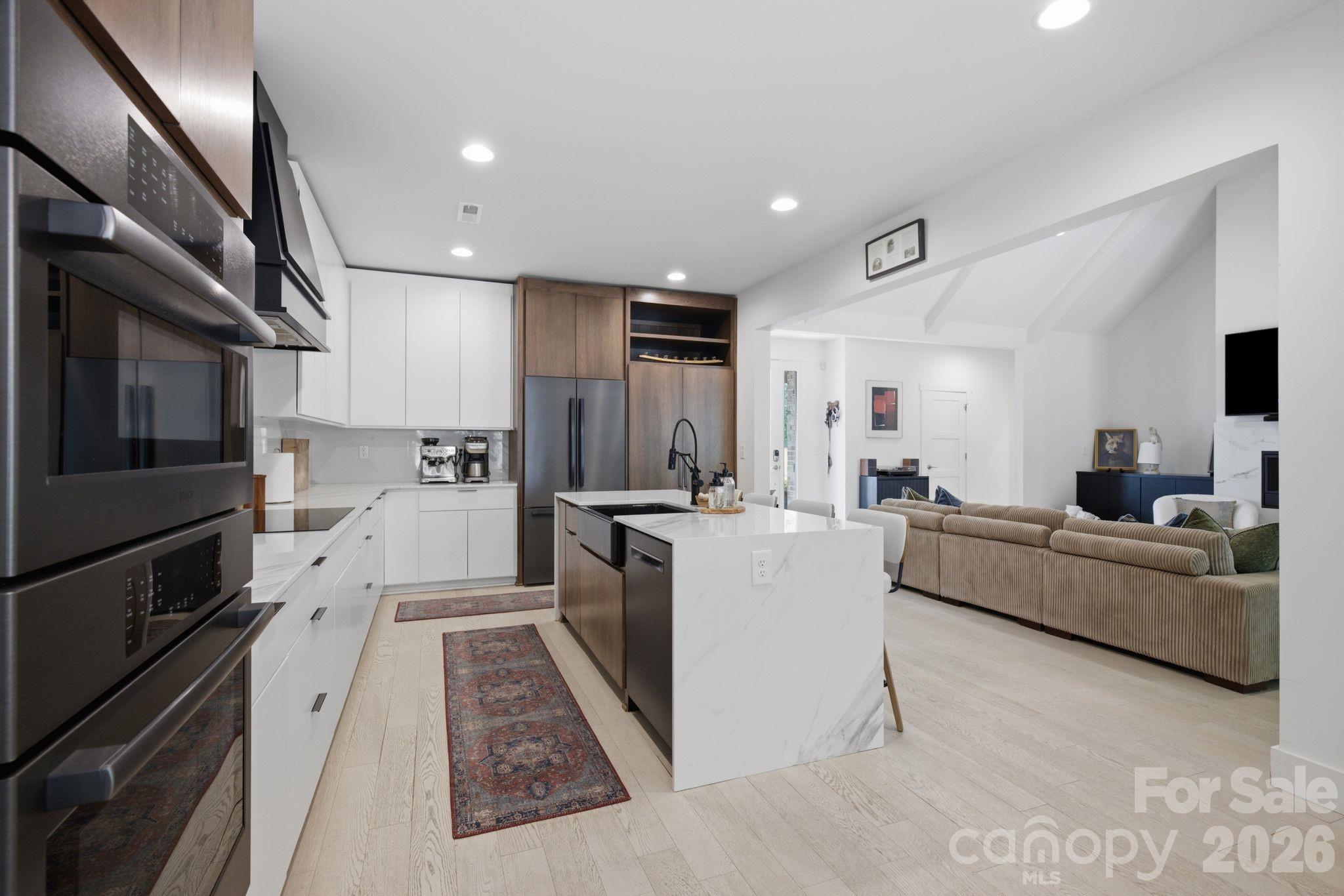 200 Barra Drive Property Photo 17