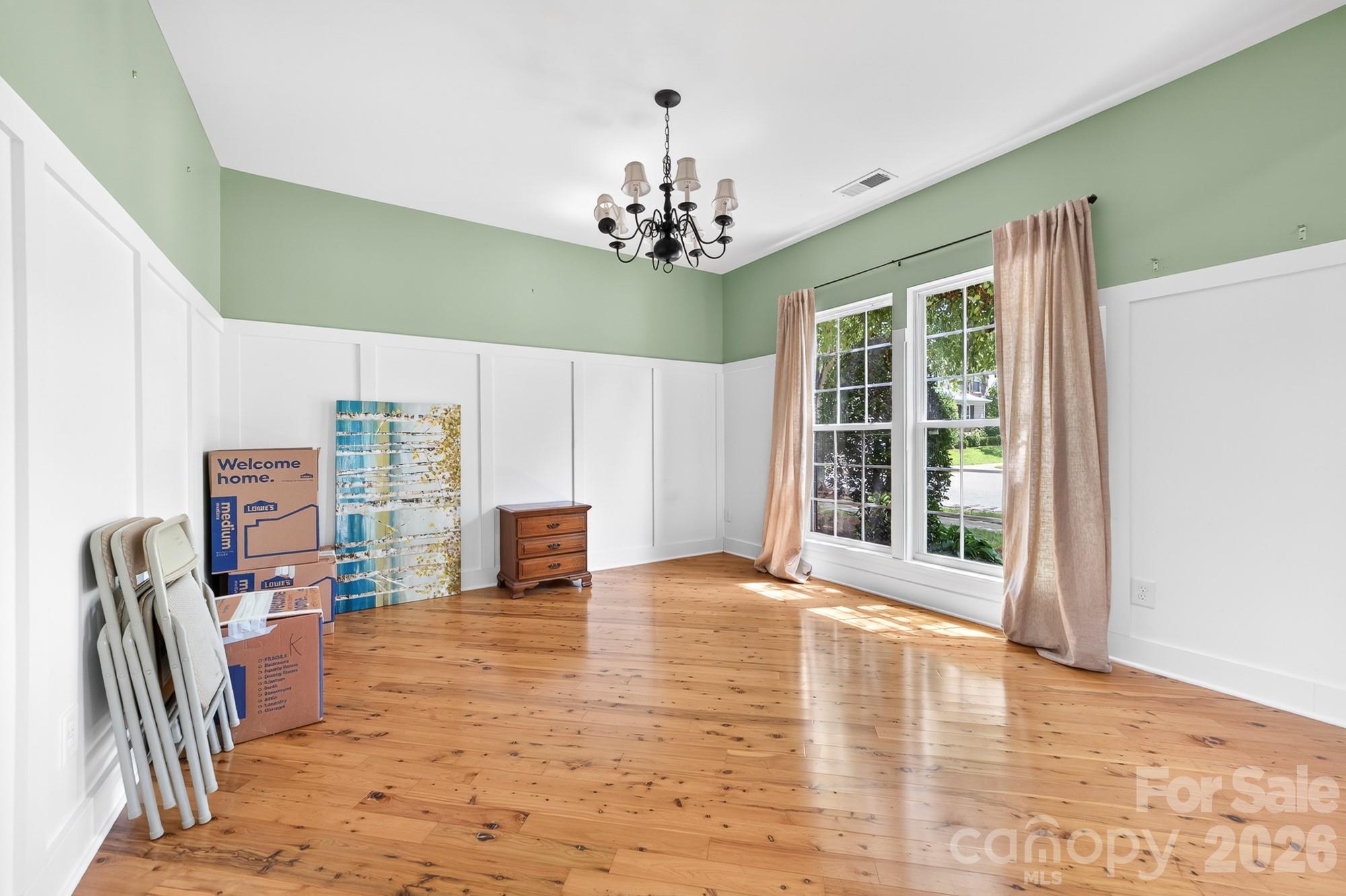 8261 Bridgegate Drive Property Photo 6