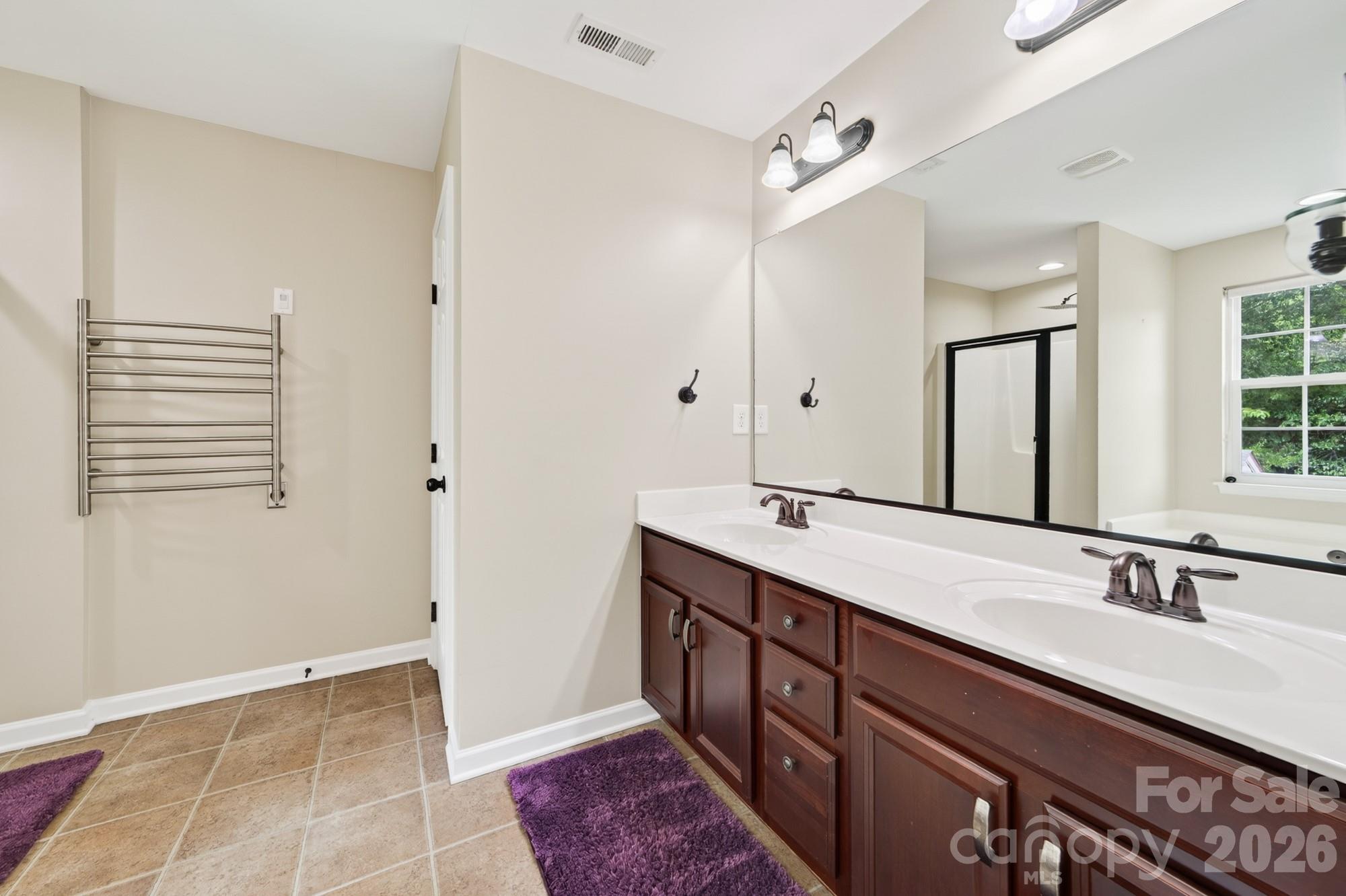 8261 Bridgegate Drive Property Photo 23