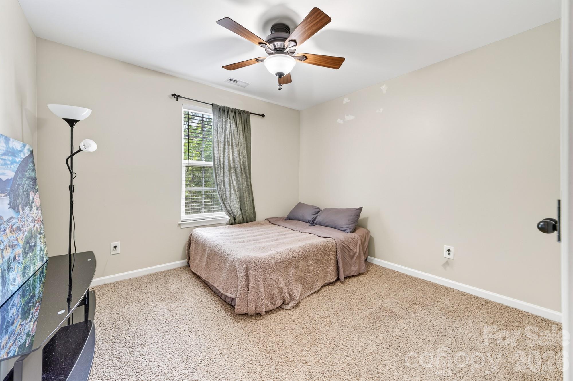 8261 Bridgegate Drive Property Photo 27