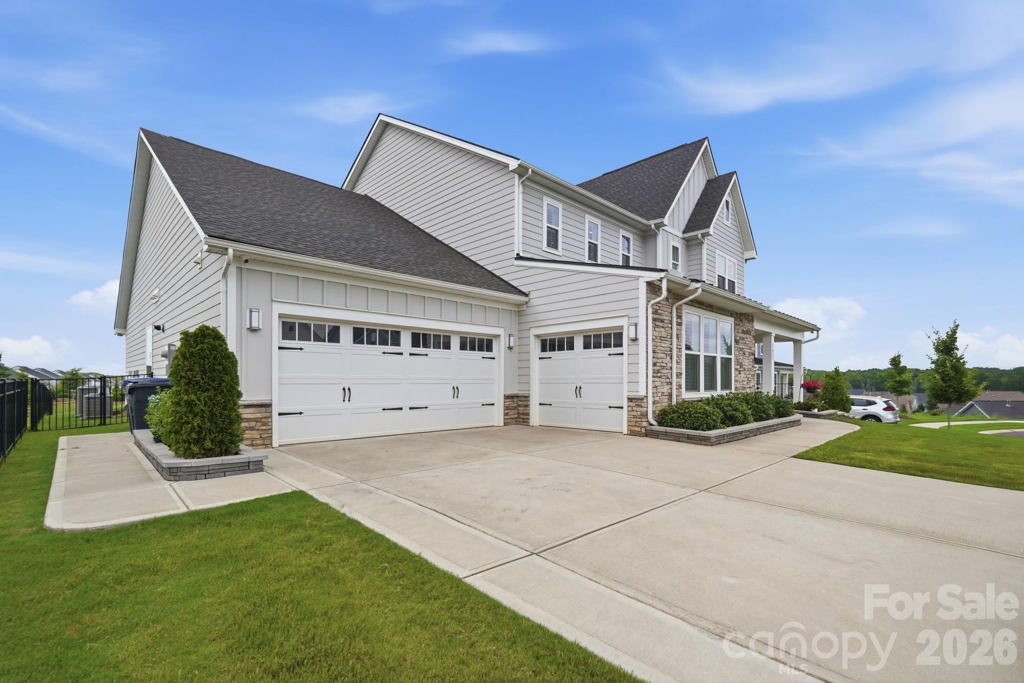 1623 Ventoux Court Property Photo 2