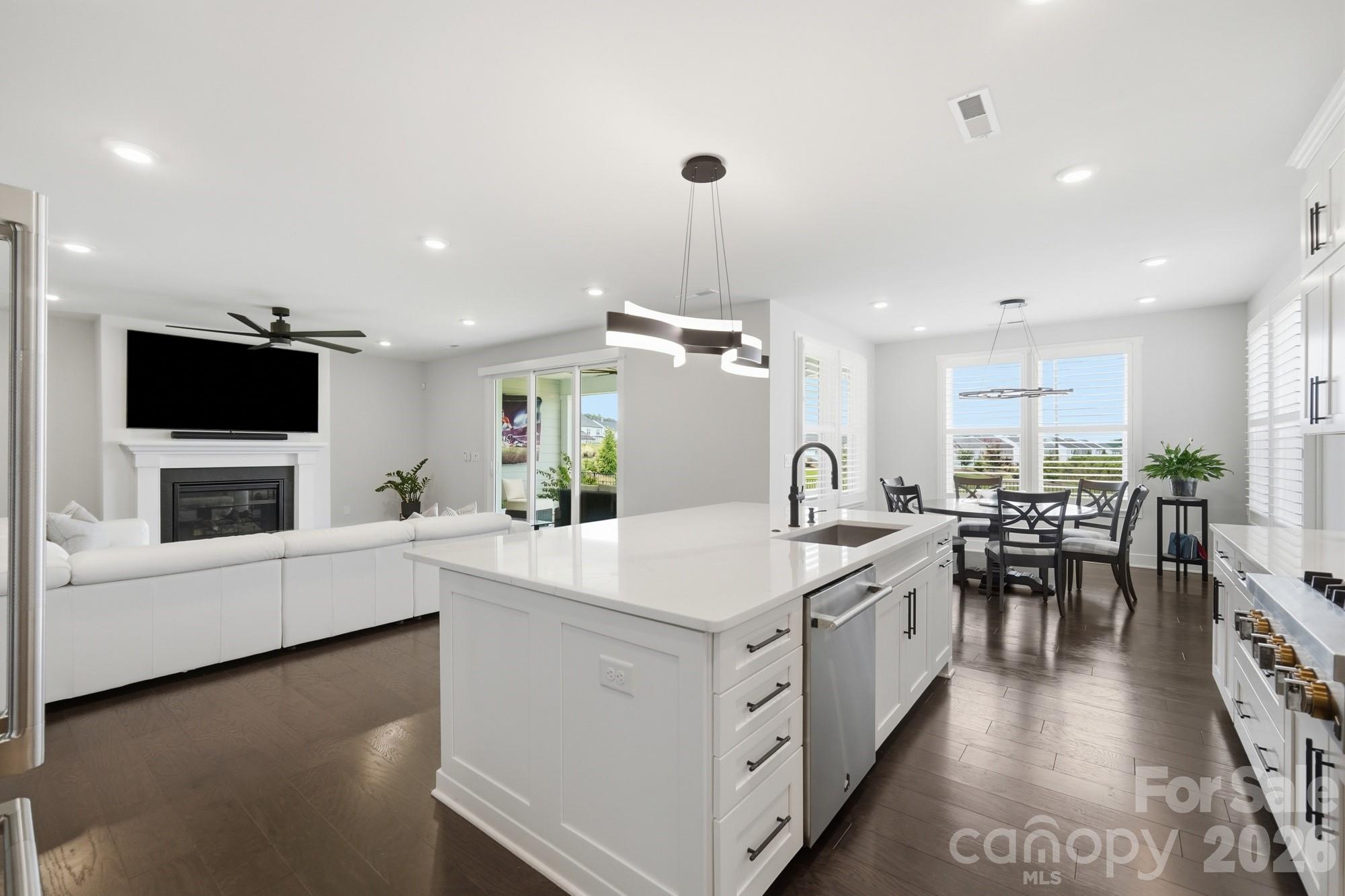 1623 Ventoux Court Property Photo 13