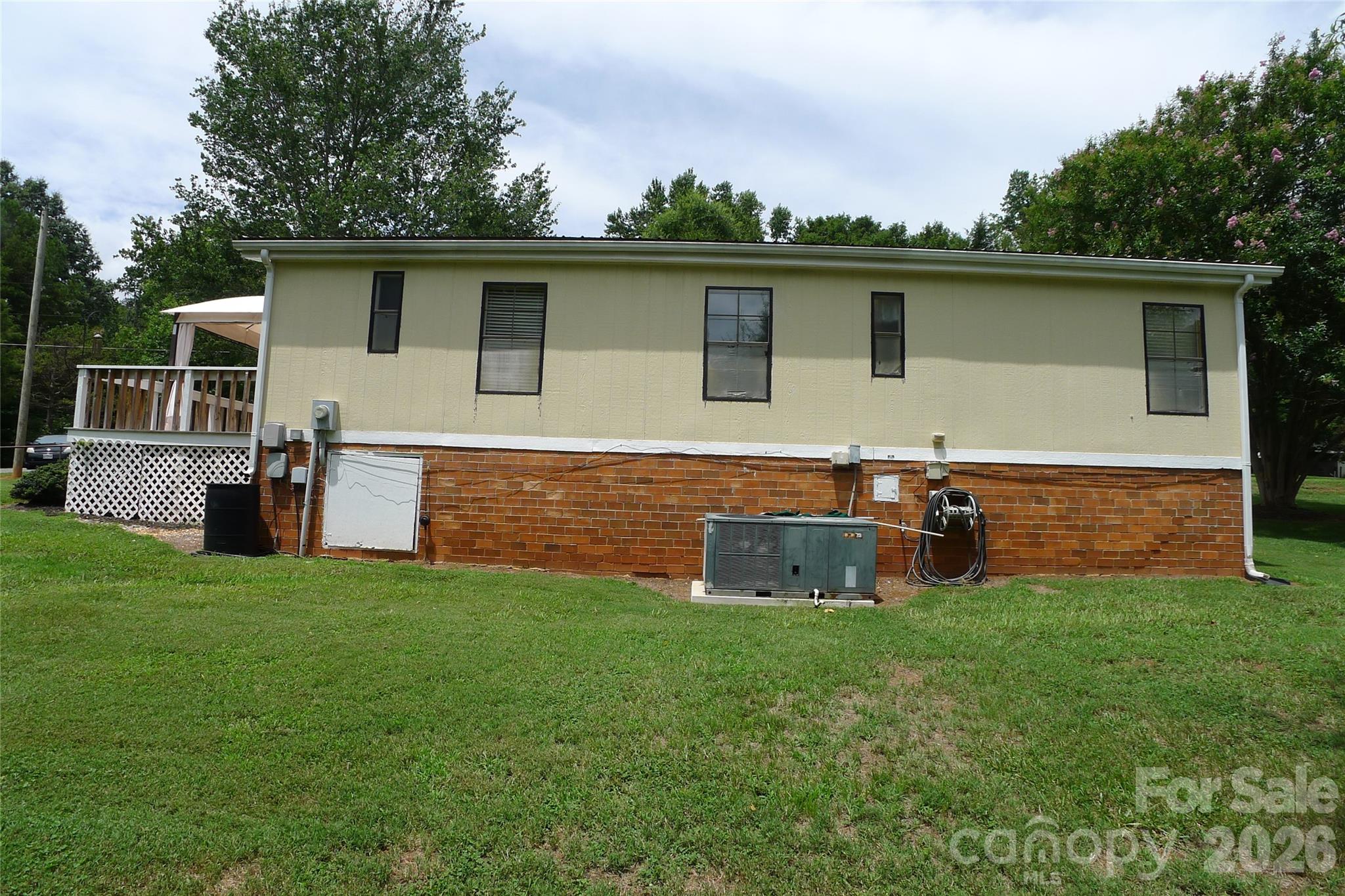 116 Hank Lesser Road Property Photo 8
