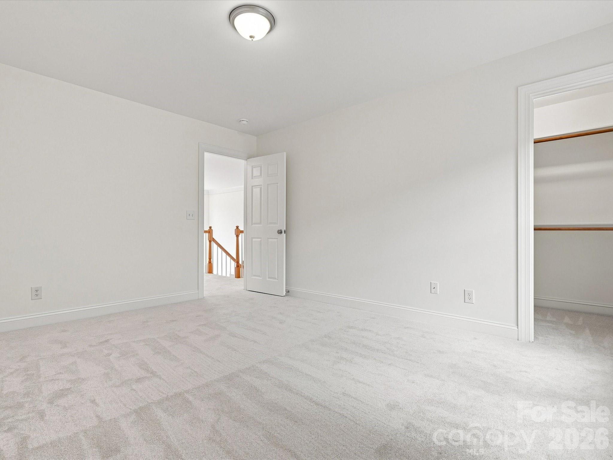 1012 Easthampton Lane Property Photo 35