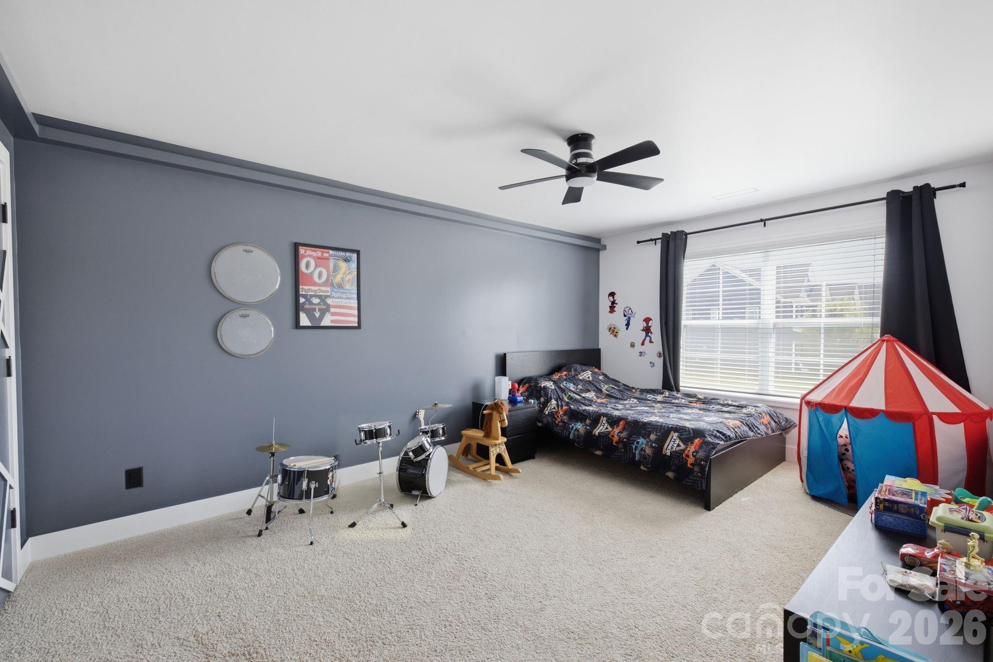3830 Lake Breeze Drive Property Photo 30