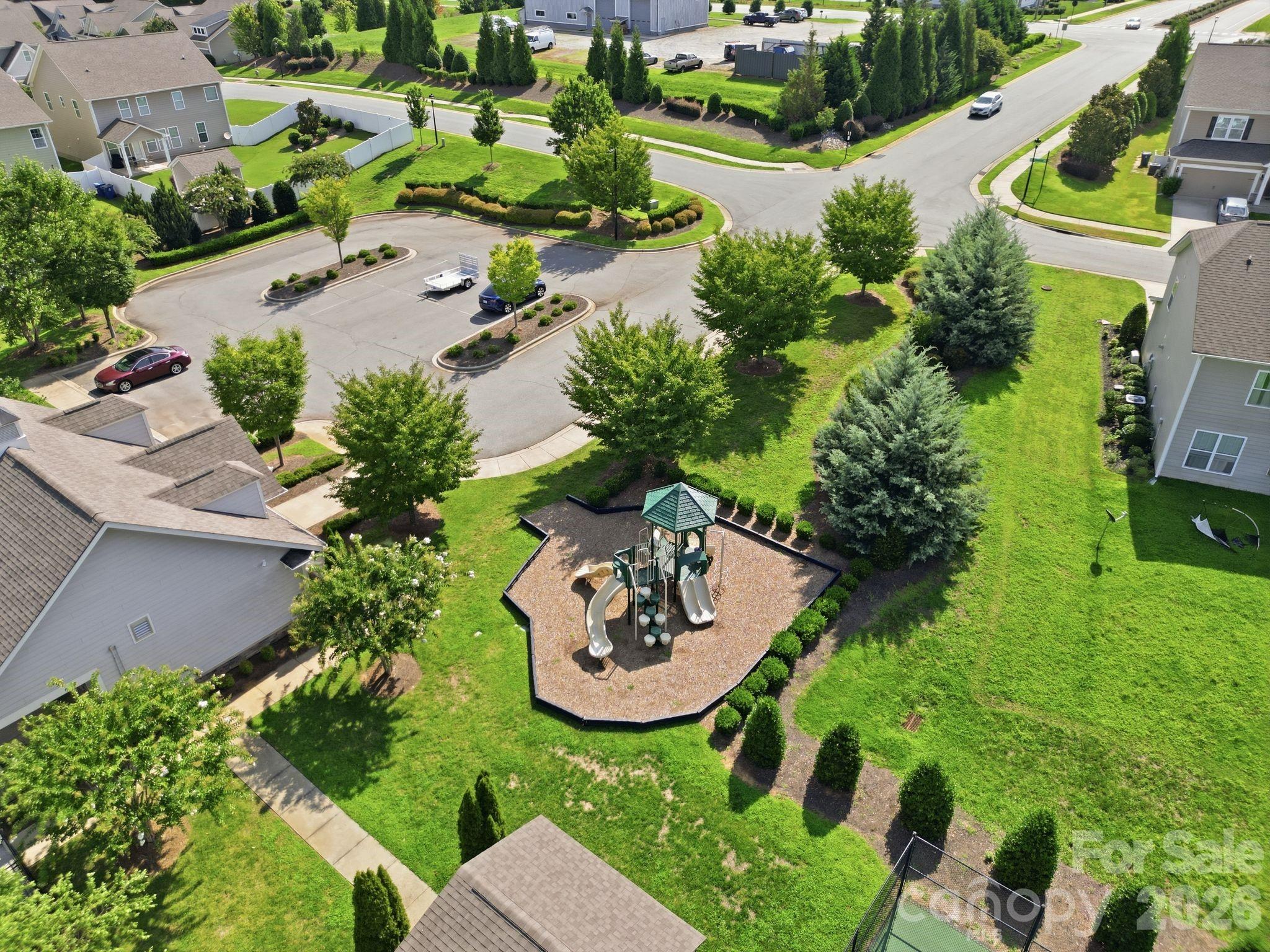 3830 Lake Breeze Drive Property Photo 34