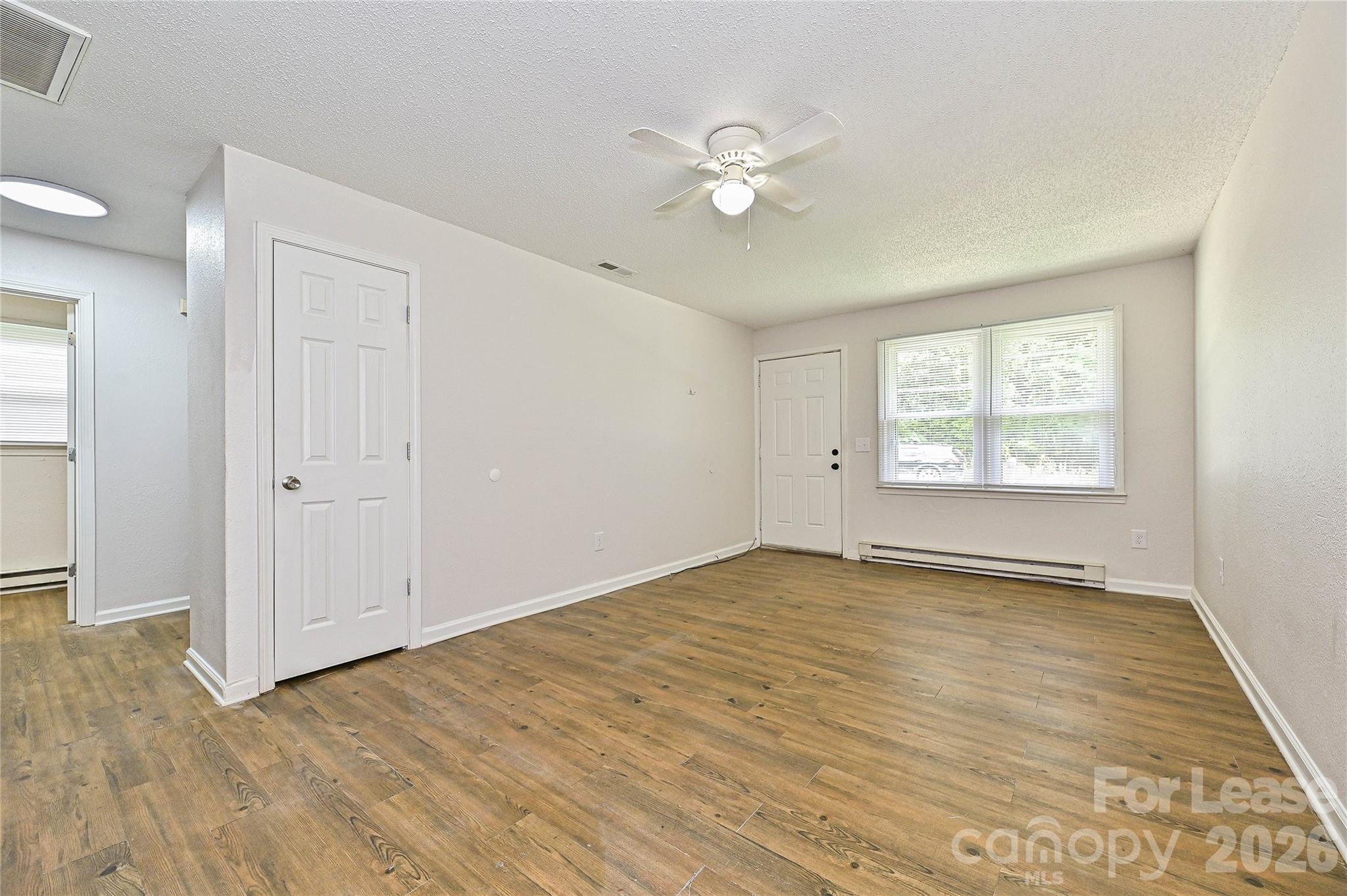 1119 Grady Street Property Photo 5