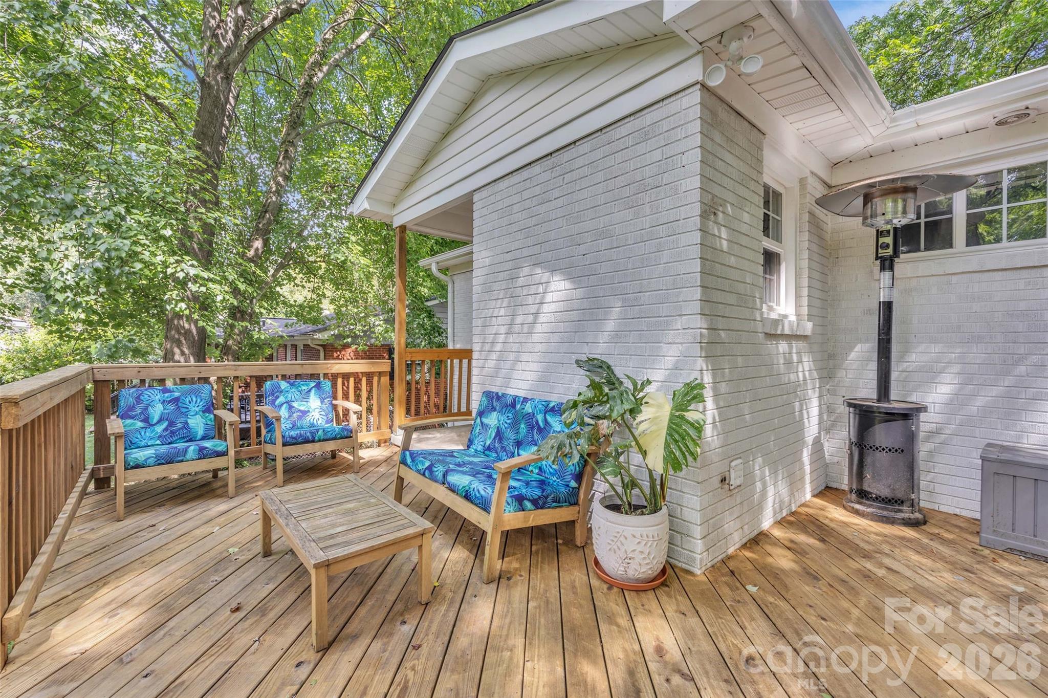2213 Lanier Avenue Property Photo 22