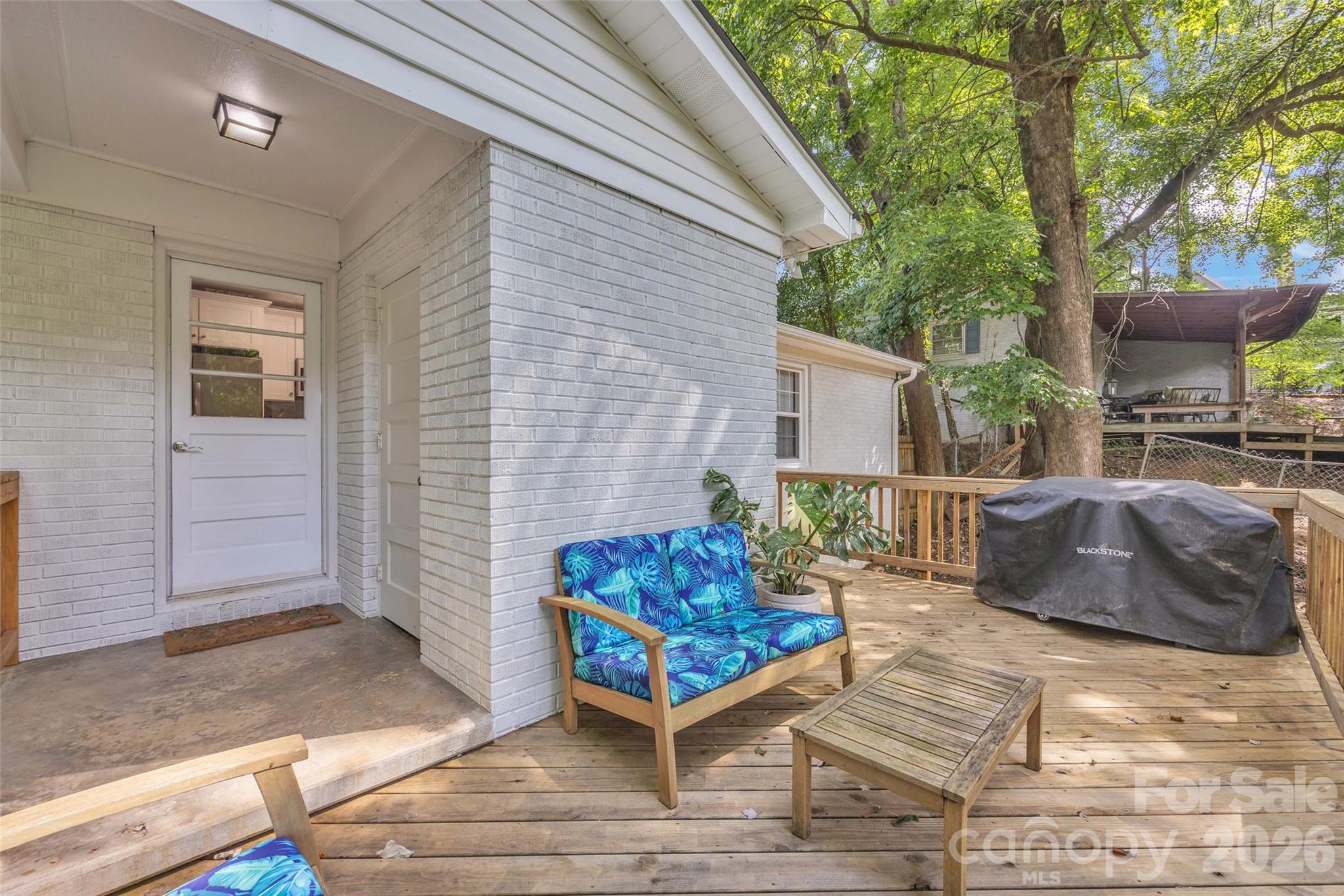 2213 Lanier Avenue Property Photo 23