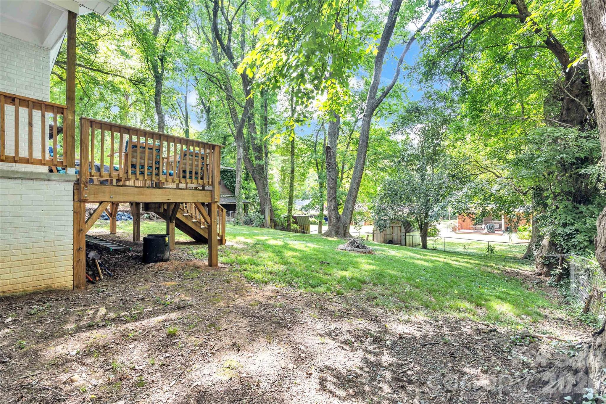 2213 Lanier Avenue Property Photo 26