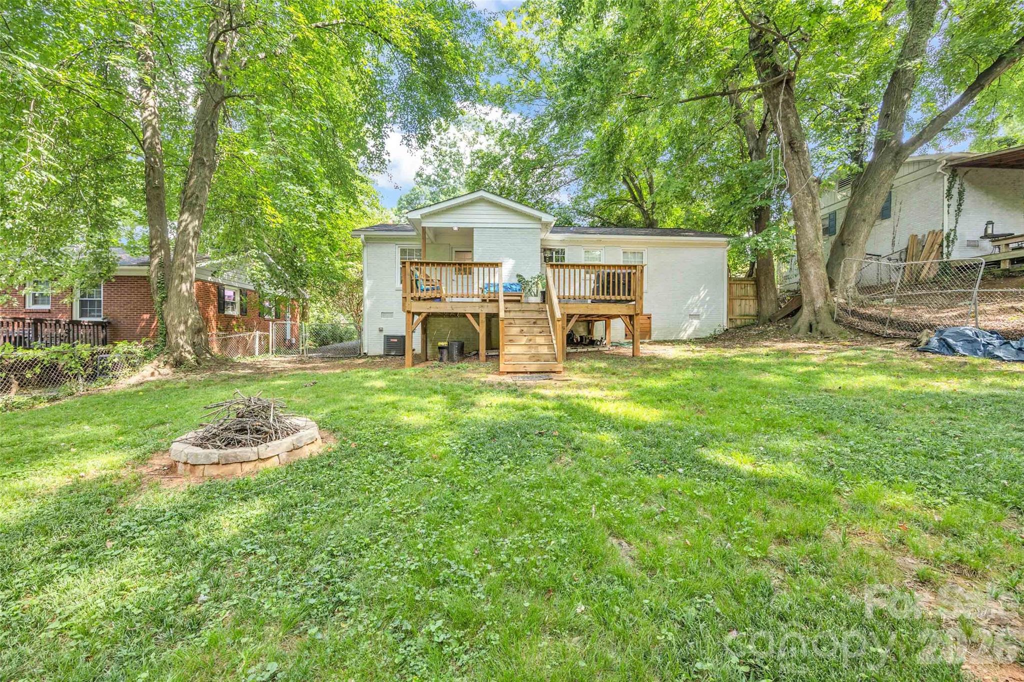 2213 Lanier Avenue Property Photo 27