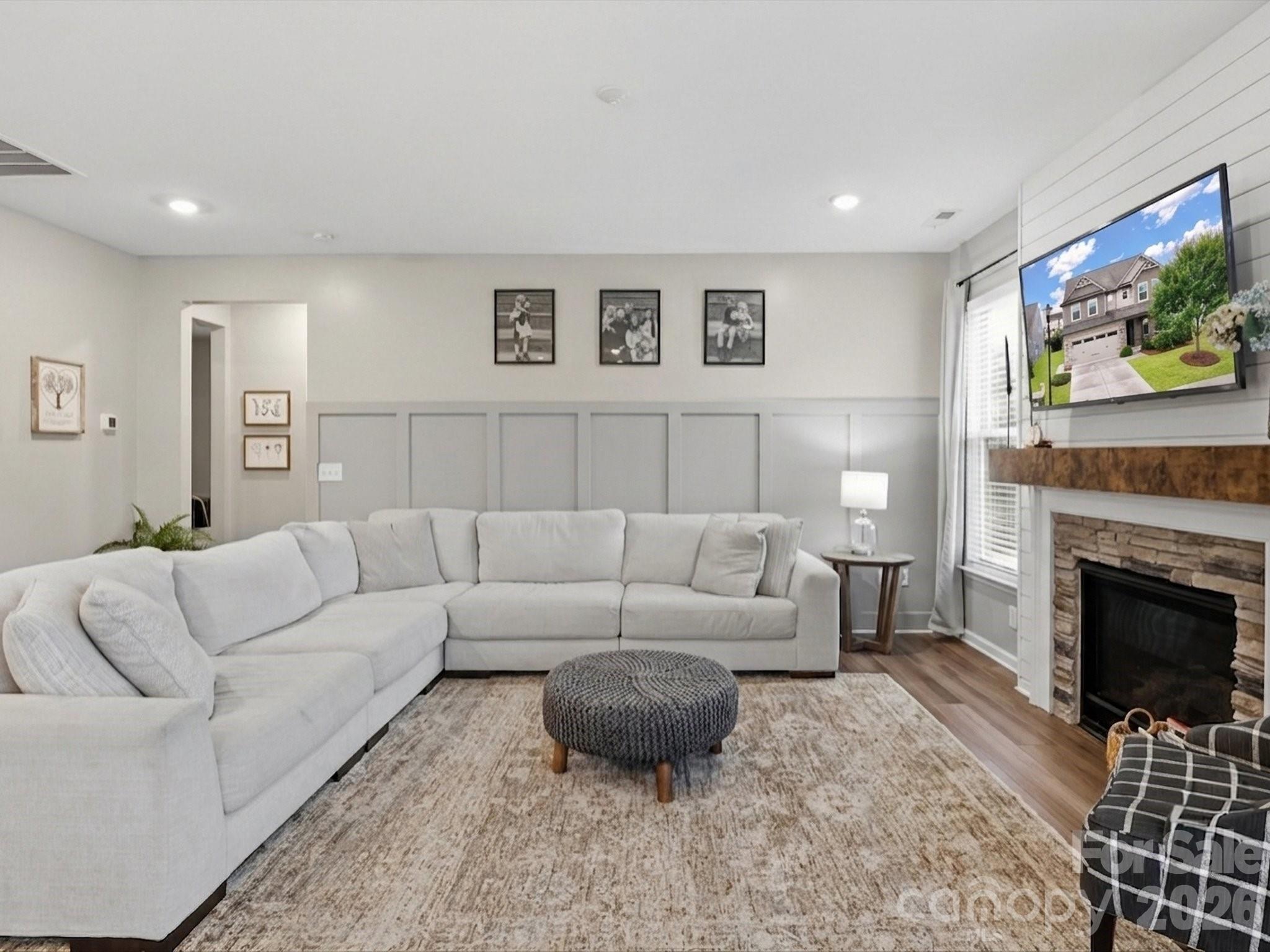 7159 Astella Way Property Photo 2