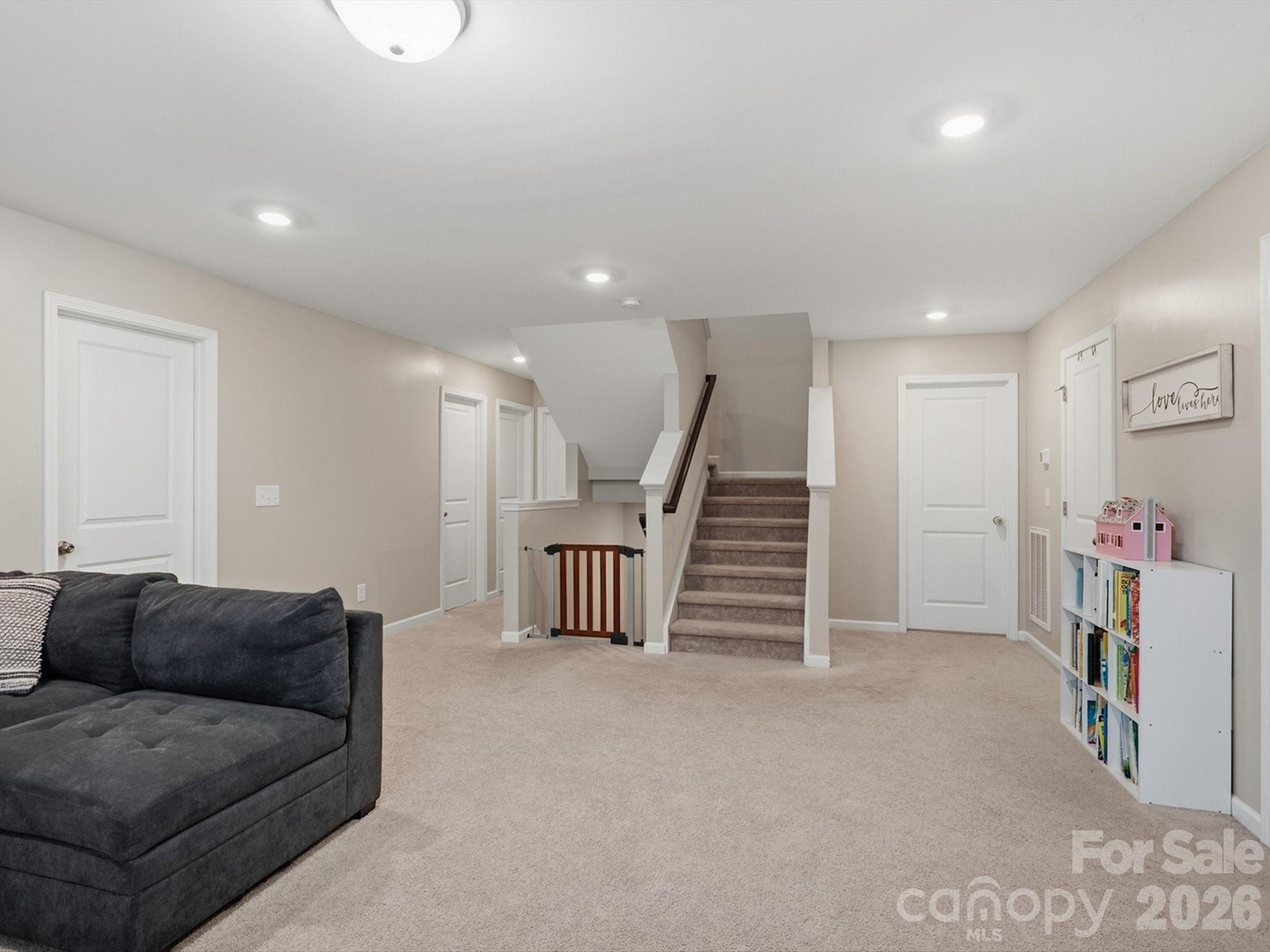 7159 Astella Way Property Photo 24