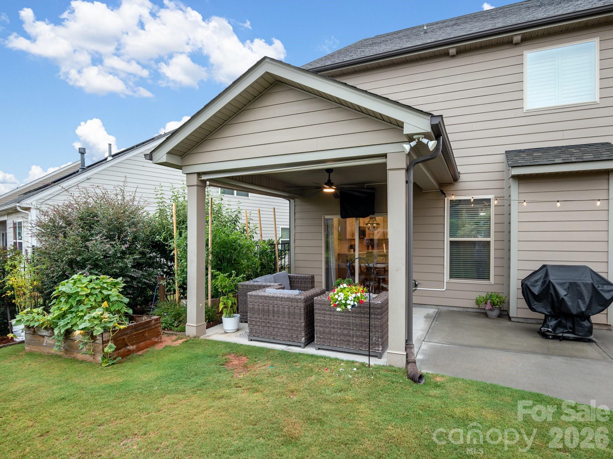 7159 Astella Way Property Photo 36