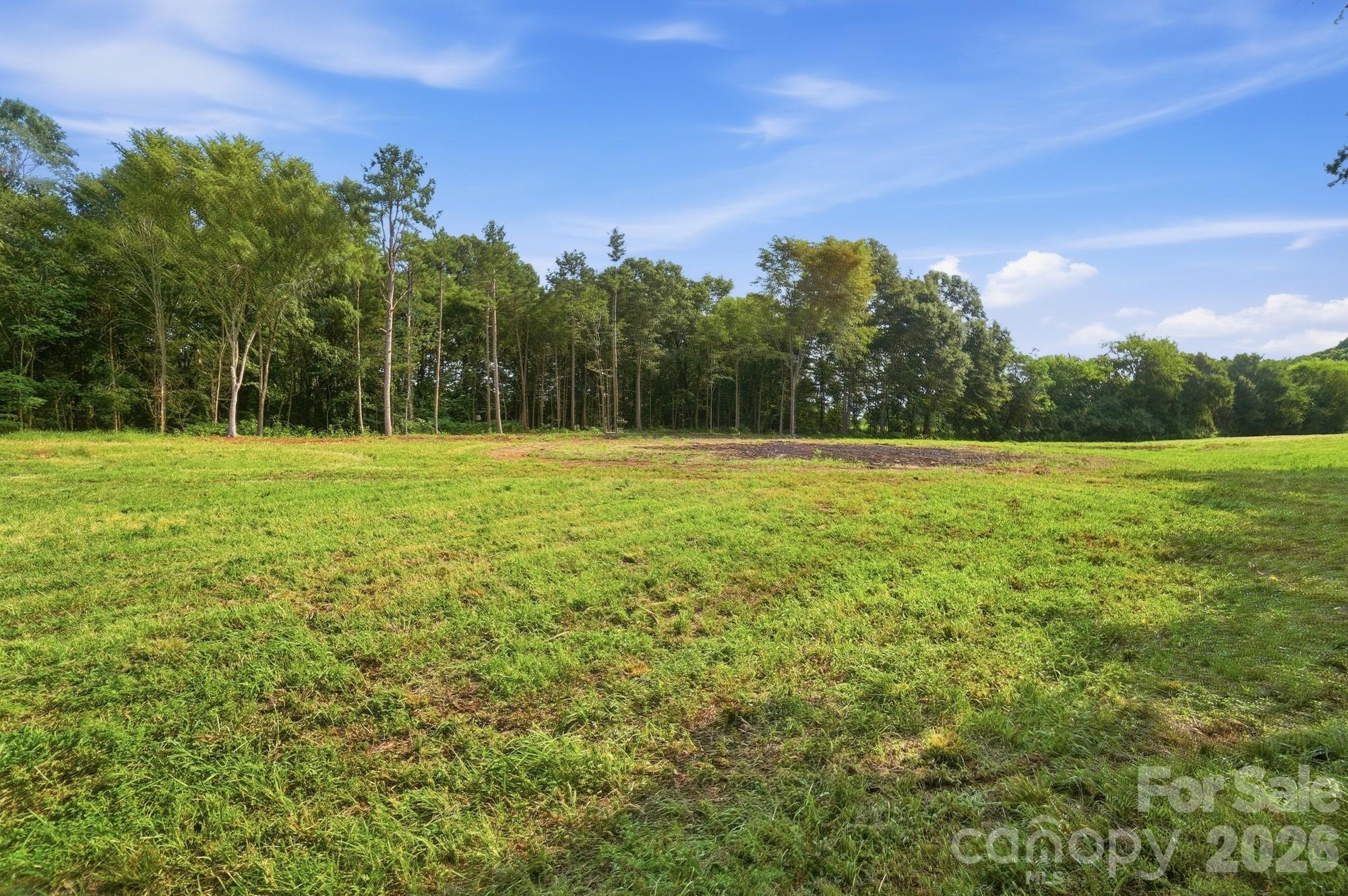 3888 Heathcliff Road Property Photo 12