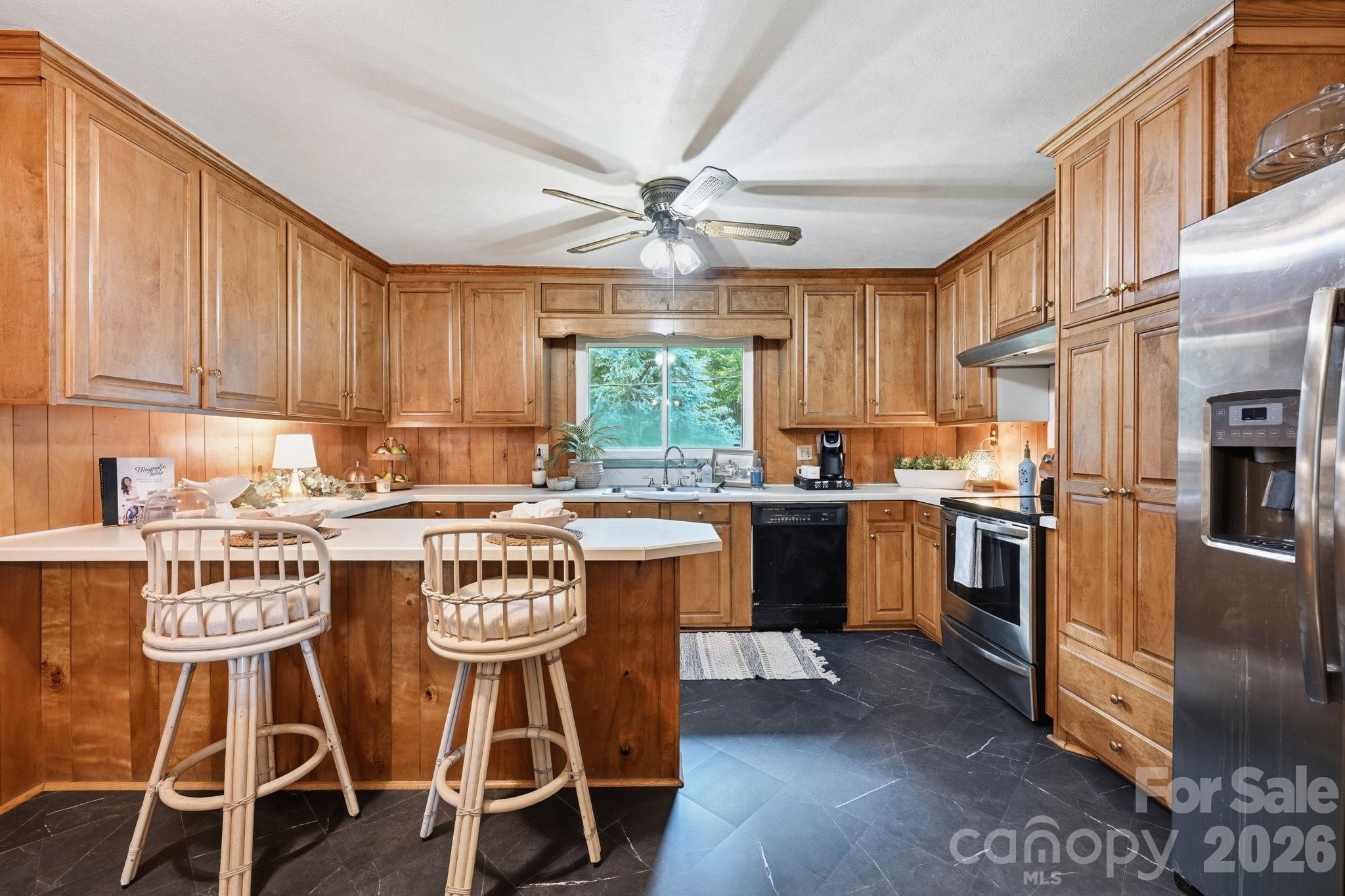 2204 Wilson Avenue Property Photo 12