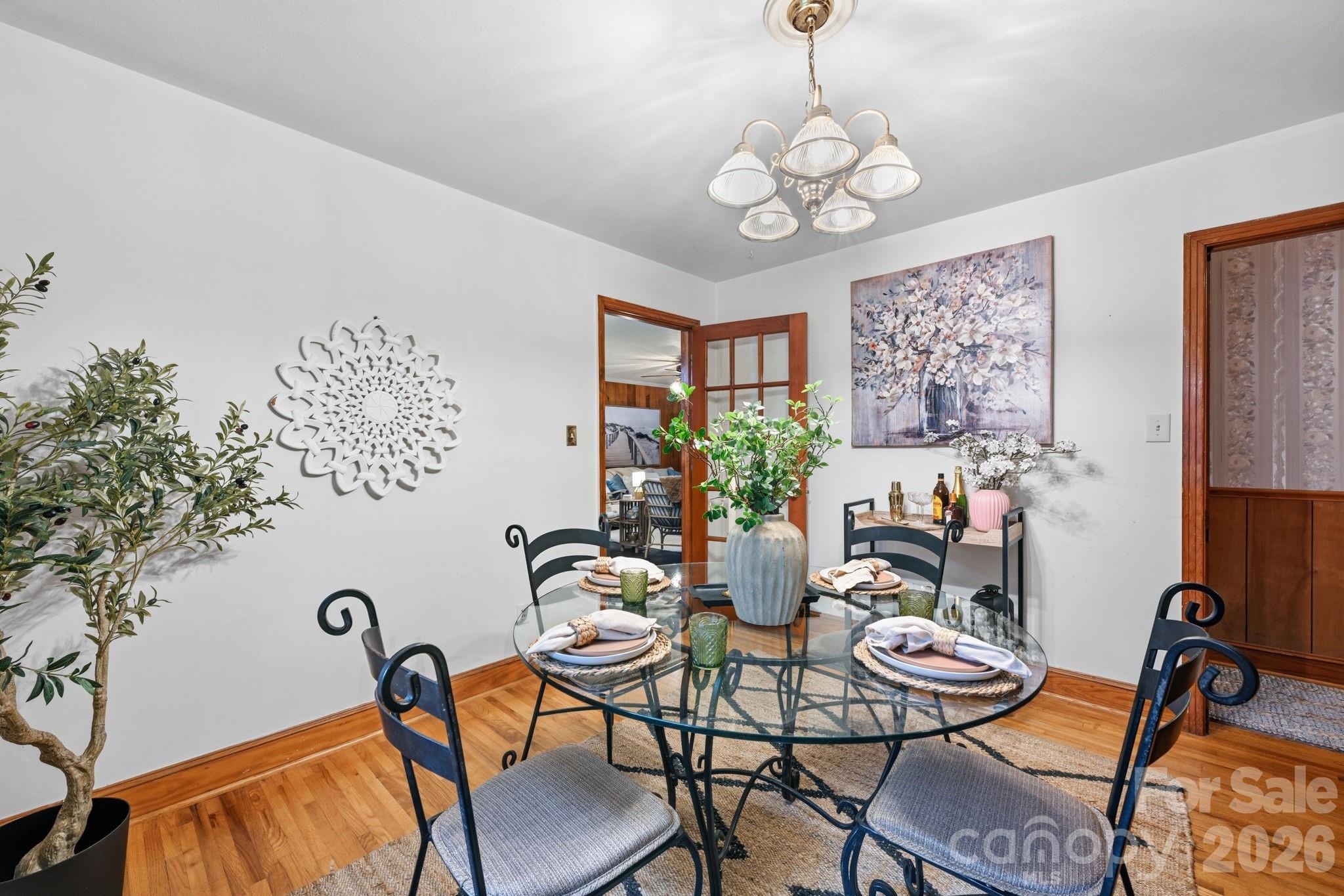 2204 Wilson Avenue Property Photo 16