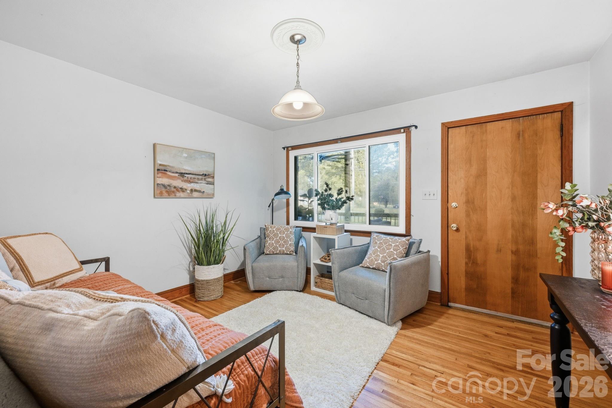 2204 Wilson Avenue Property Photo 18