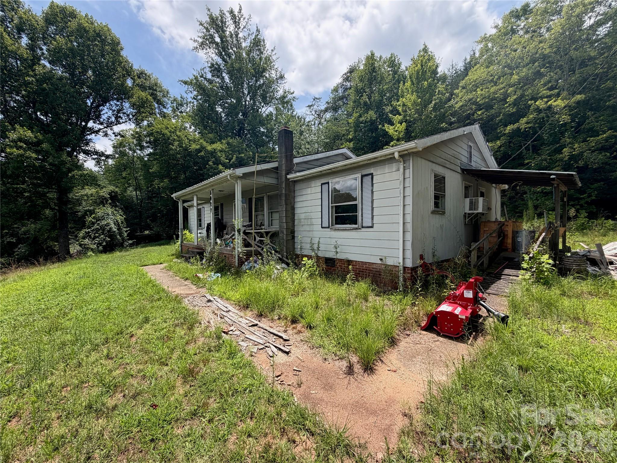 5022 Old Nc 18 Highway Property Photo 2