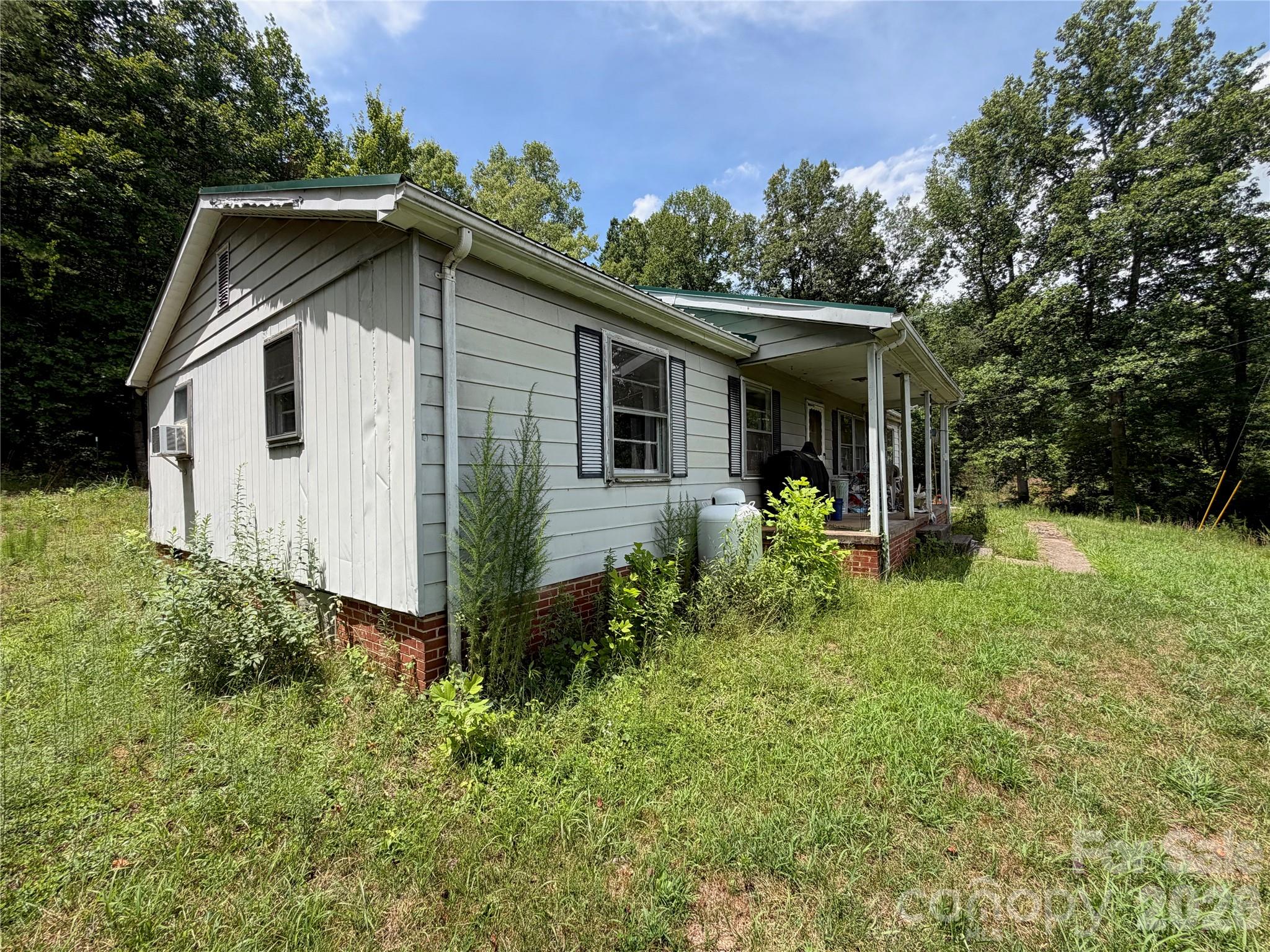 5022 Old Nc 18 Highway Property Photo 4
