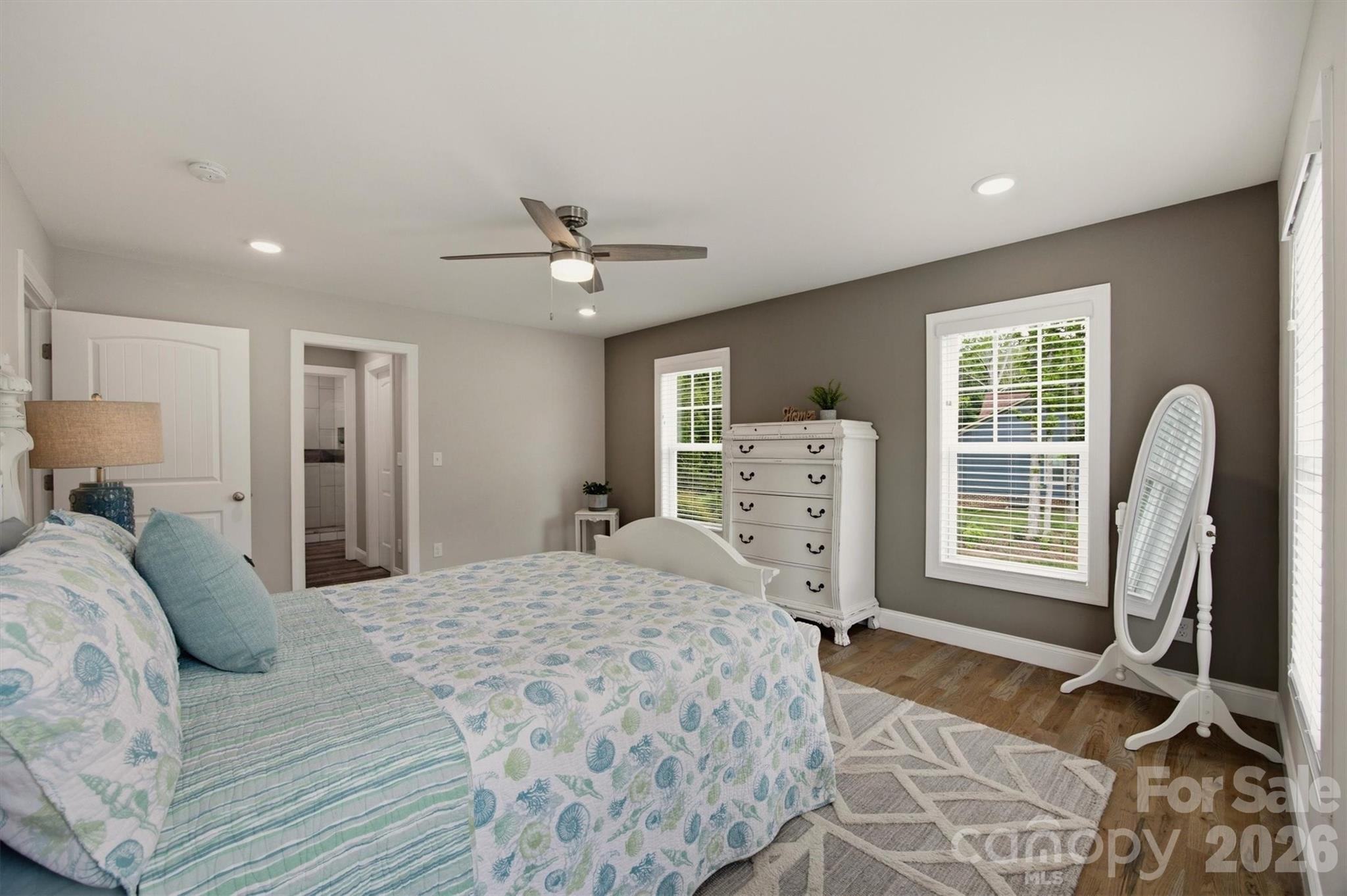 136 Maplewood Court Property Photo 25