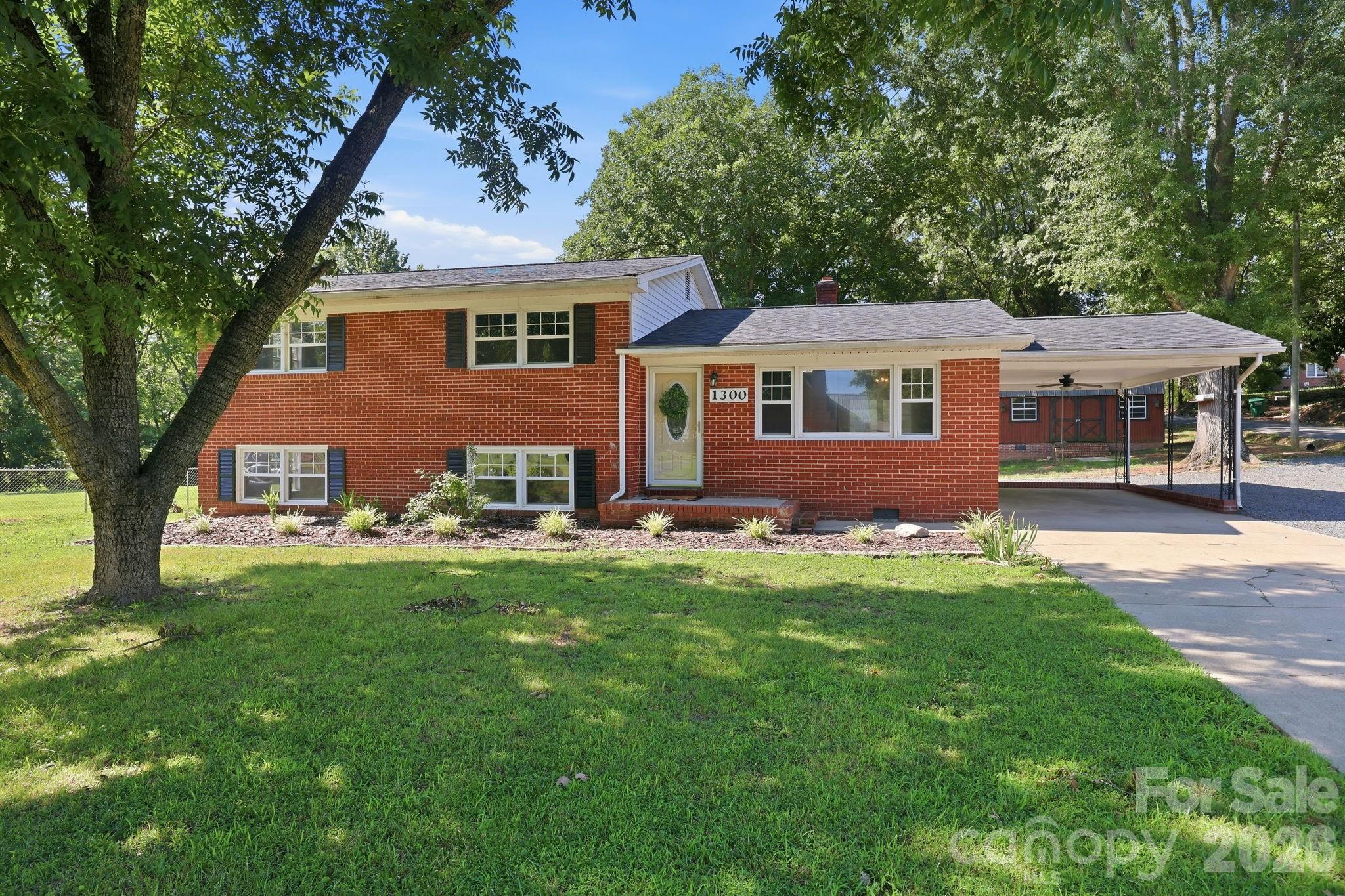 1300 Montgomery Avenue Property Photo 1