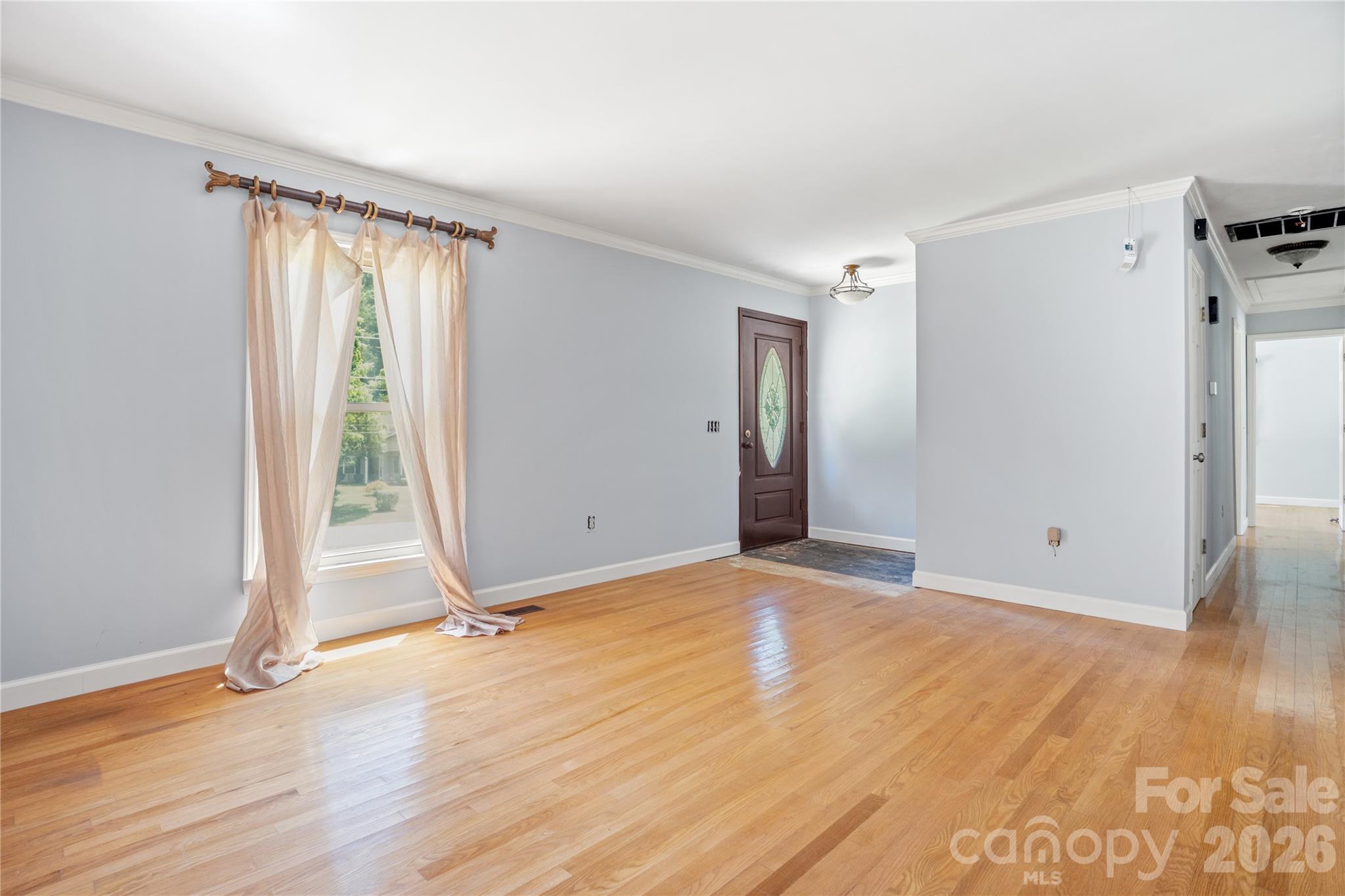 1433 Niagara Circle Property Photo 16